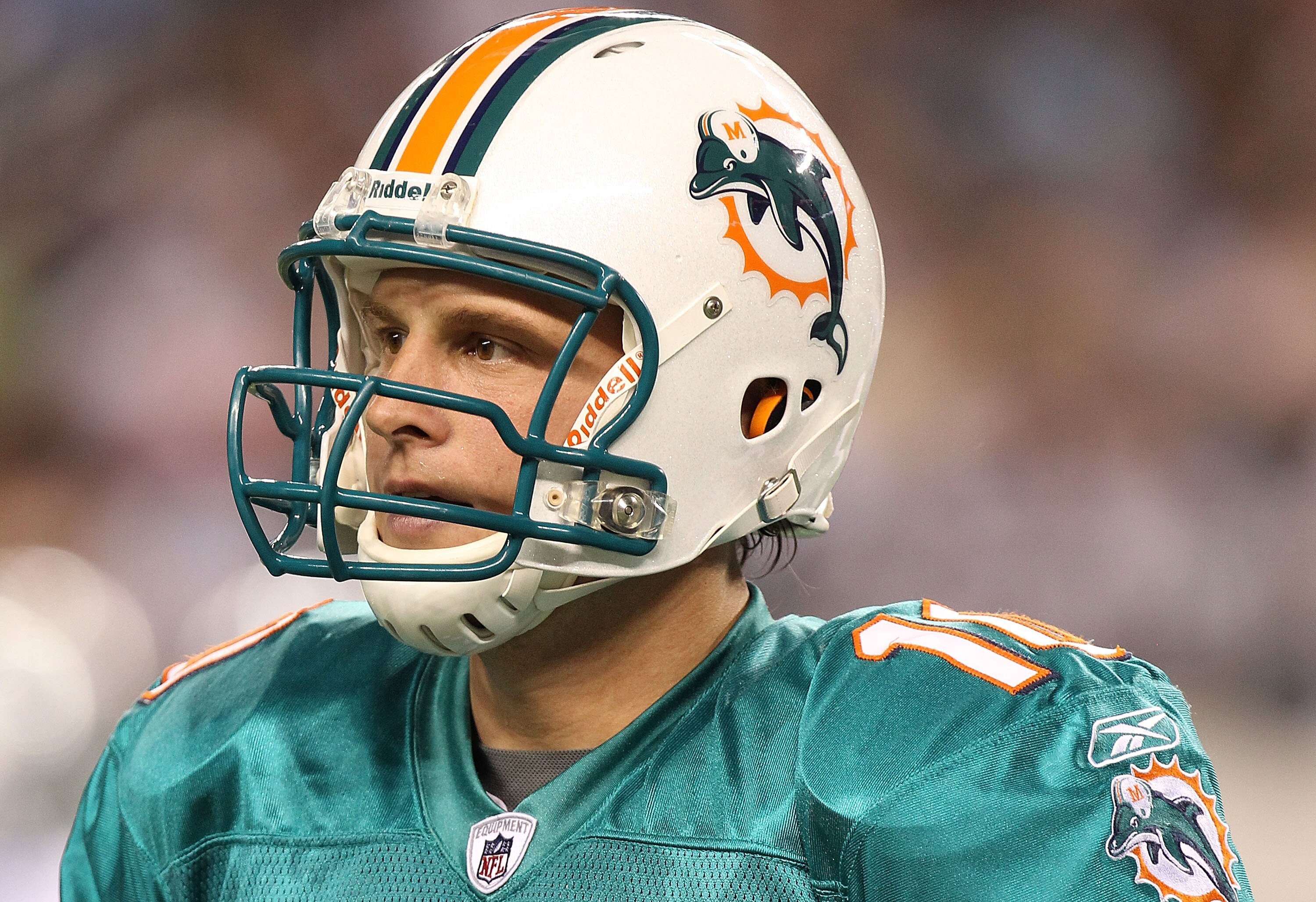 ARLINGTON, TX - SEPTEMBER 02:  Quarterback Chad  Pennington #10 of the Miami Dolphins walks off the field against the Dallas Cowboys during a preseason game at Cowboys Stadium on September 2, 2010 in Arlington, Texas.  (Photo by Ronald Martinez/Getty Imag