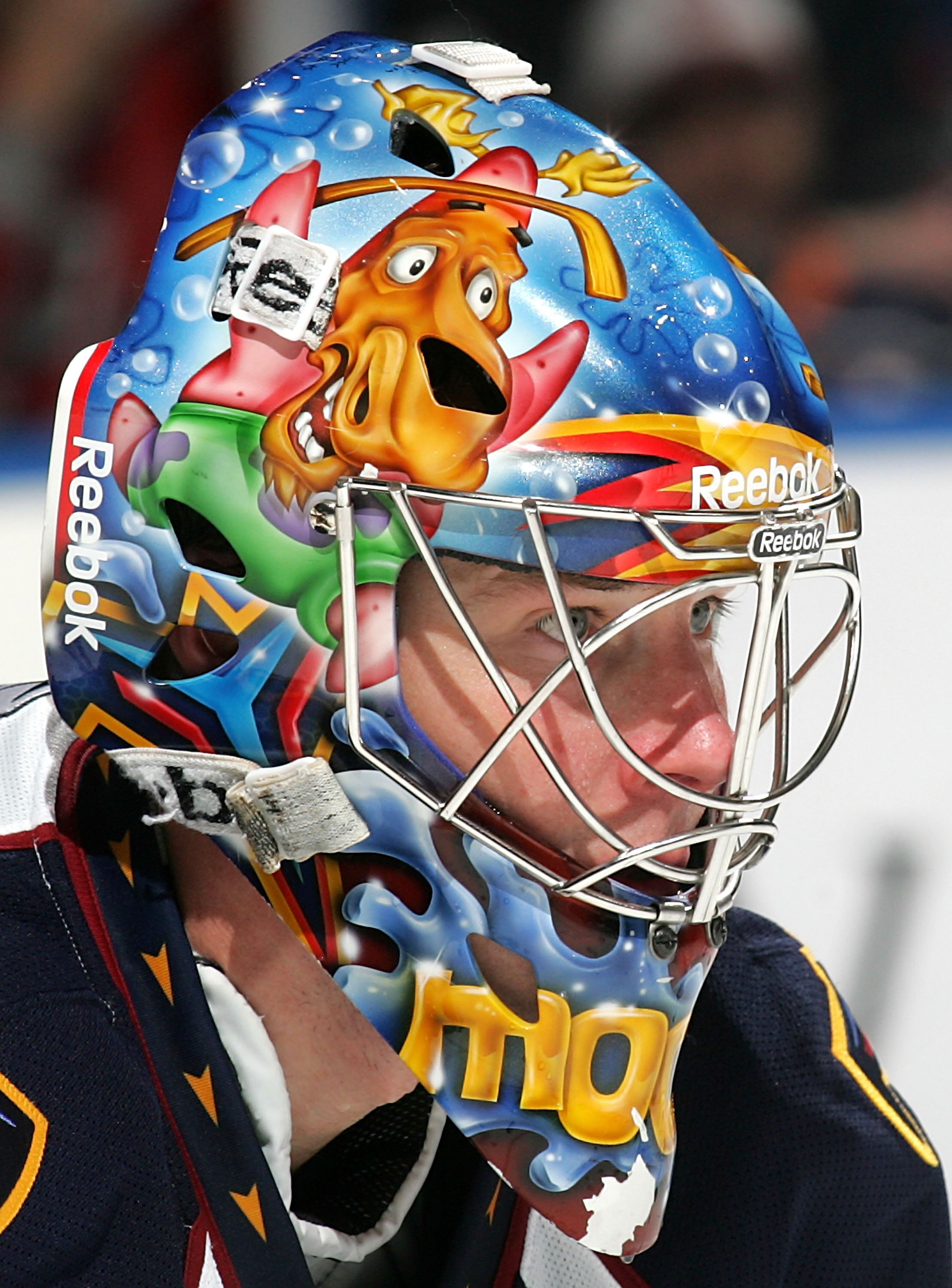 UNIONDALE, NY - JANUARY 02: Goaltender Johan Hedberg #1 of the Atlanta Thrashers looks on against the New York Islanders during the game at the Nassau Coliseum on January 02, 2010 in Uninodale, New York.  (Photo by Andy Marlin/Getty Images)