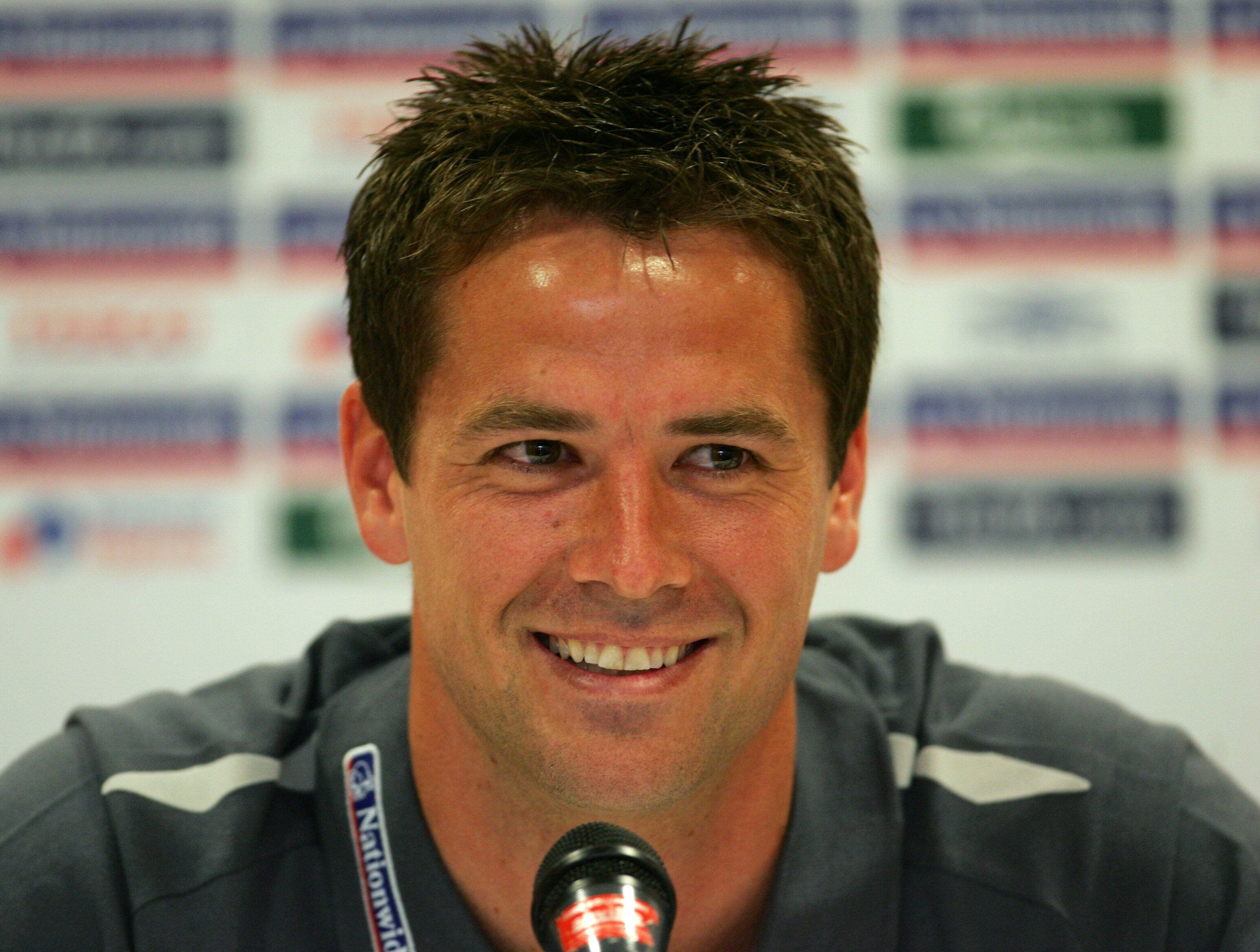 MANCHESTER, UNITED KINGDOM - MAY 24: Michael Owen of England answers questions during a Press Conference prior to the England B team match against Albania at Old Trafford on May 24, 2007 in Manchester, England (Photo by Gary M. Prior/Getty Images).