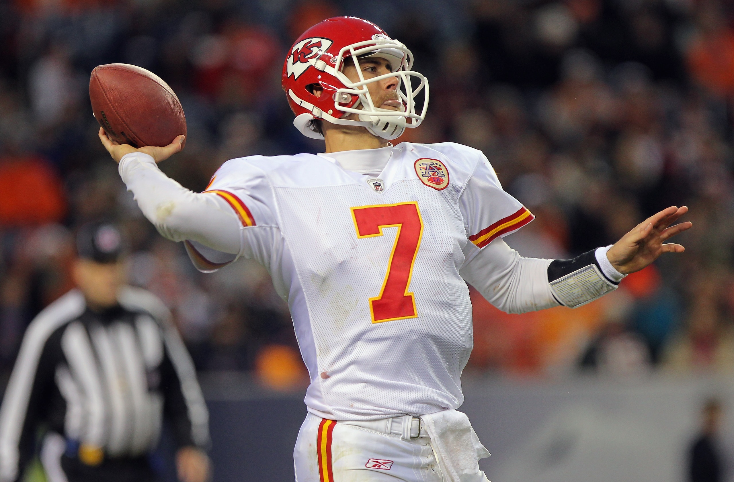 DENVER - NOVEMBER 14:  Quarterback Matt Cassel #7 of the Kansas City Chiefs drops back to pass against the Denver Bronco at INVESCO Field at Mile High on November 14, 2010 in Denver, Colorado. The Broncos defeated the Chiefs 49-29.  (Photo by Doug Pensing