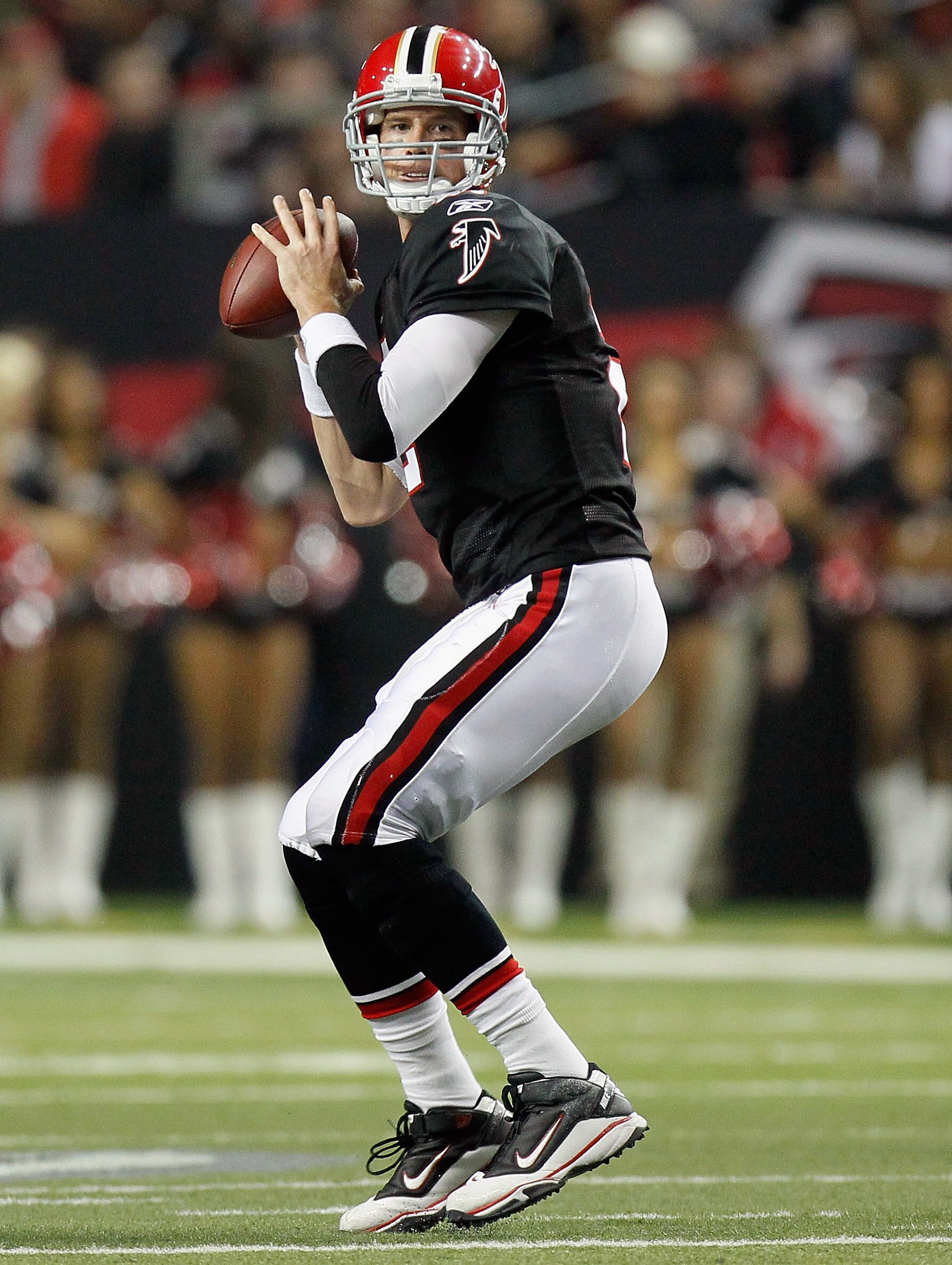 ATLANTA - NOVEMBER 11:  Quarterback Matt Ryan #2 of the Atlanta Falcons looks to pass against the Baltimore Ravens at Georgia Dome on November 11, 2010 in Atlanta, Georgia.  (Photo by Kevin C. Cox/Getty Images)
