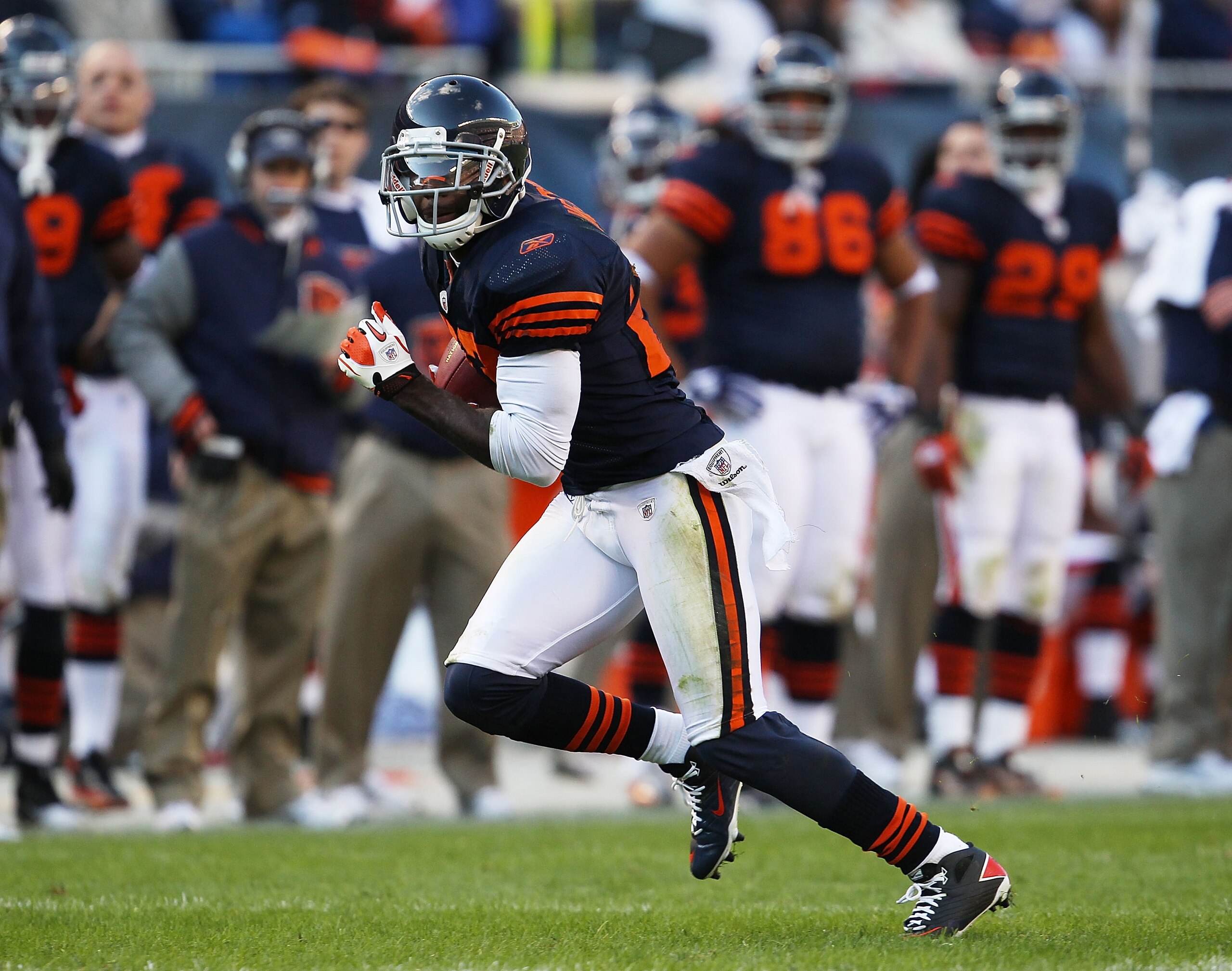 CHICAGO - NOVEMBER 14: Devin Hester #23 of the Chicago Bears returns a punt against the Minnesota Vikings at Soldier Field on November 14, 2010 in Chicago, Illinois. The Bears defeated the Vikings 27-13. (Photo by Jonathan Daniel/Getty Images)