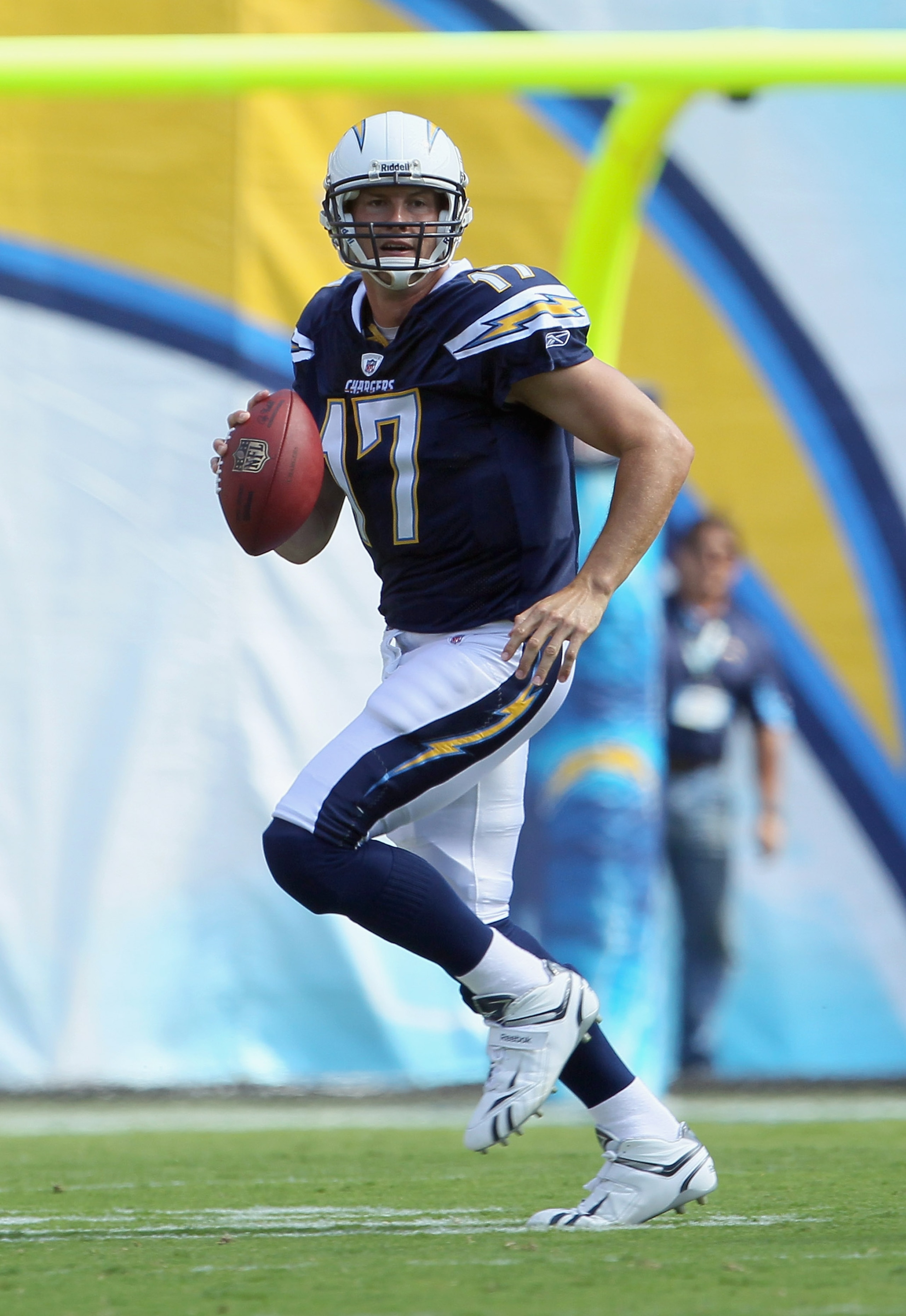 SAN DIEGO - OCTOBER 03:  Quarterback Philip Rivers #17 of the San Diego Chargers drops back to pass against the Arizona Cardinals at Qualcomm Stadium on October 3, 2010 in San Diego, California. The Chargers defeated the Cardinals 41-10.  (Photo by Jeff G