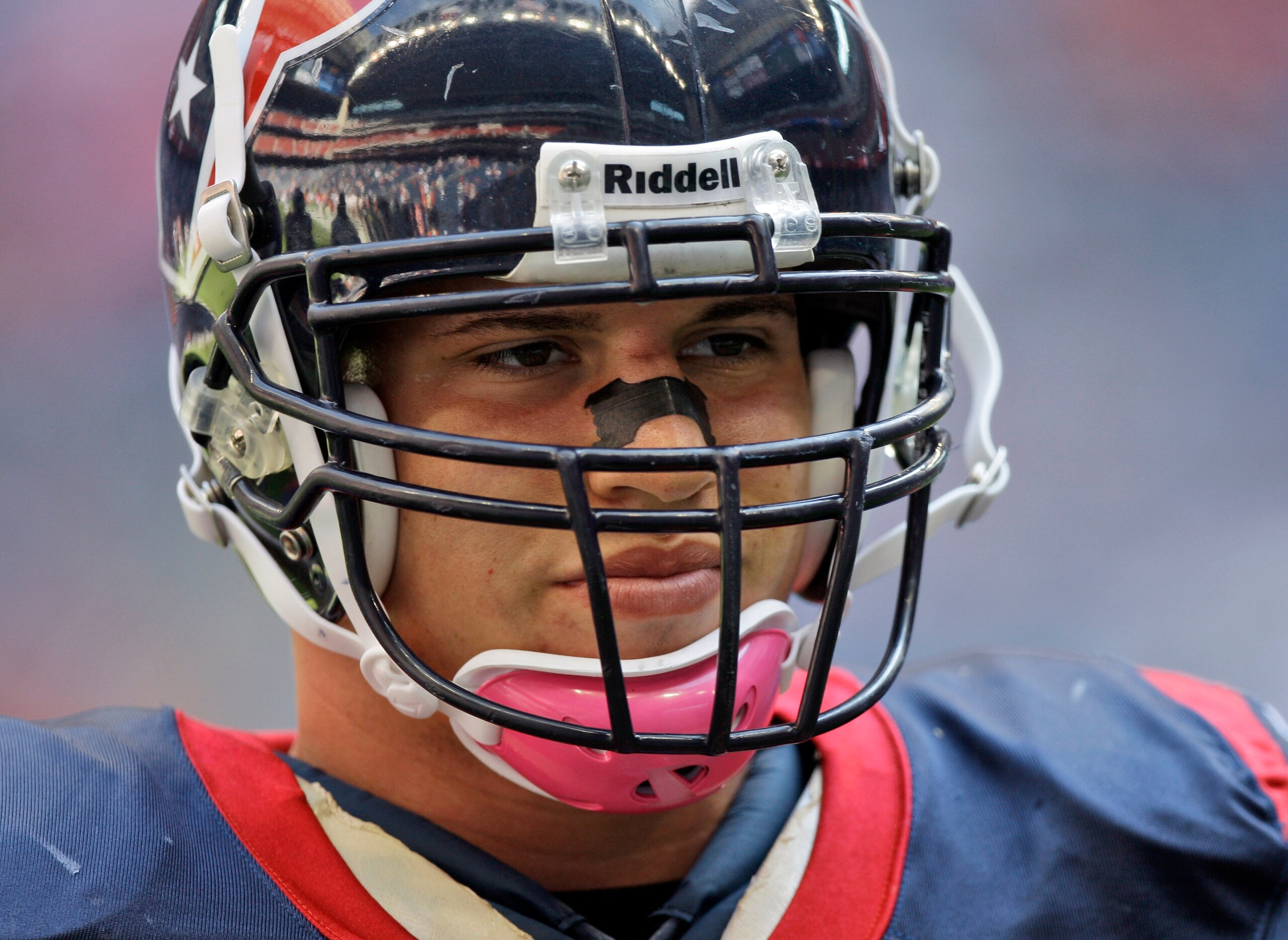HOUSTON - OCTOBER 17:  Linebacker Brian Cushing #56 of the Houston Texans looks on during warm ups before a football game against the Kansas City Chiefs at Reliant Stadium on October 17, 2010 in Houston, Texas.  (Photo by Bob Levey/Getty Images)