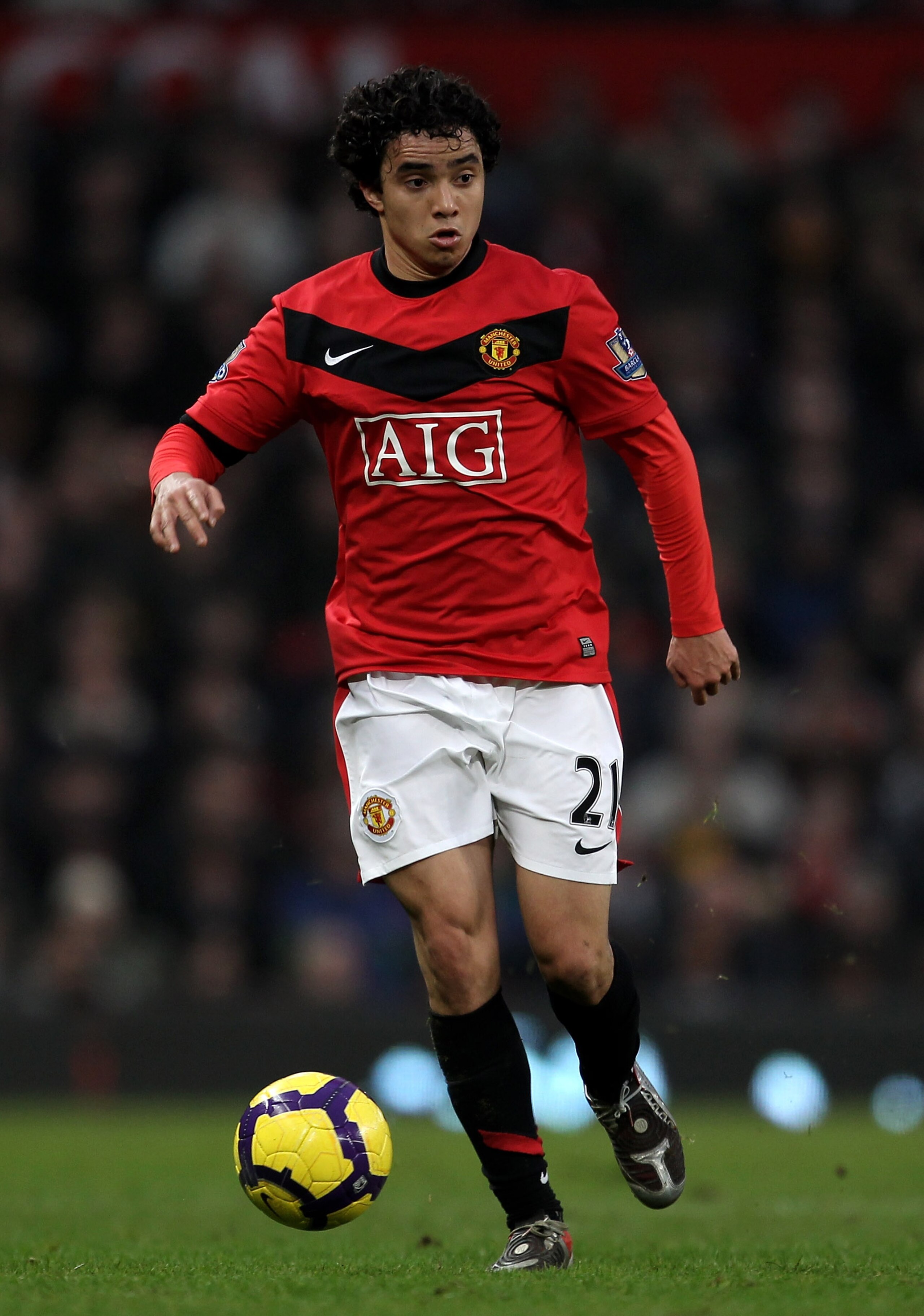 MANCHESTER, ENGLAND - JANUARY 23: Rafael Da Silva of Manchester United in action during the Barclays Premier League match between Manchester United and Hull City at Old Trafford on January 23, 2010 in Manchester, England. (Photo by Julian Finney/Getty I MANCHESTER, ENGLAND - JANUARY 23: Rafael Da Silva of Manchester United in action during the Barclays Premier League match between Manchester United and Hull City at Old Trafford on January 23, 2010 in Manchester, England. (Photo by Julian Finney/Getty I