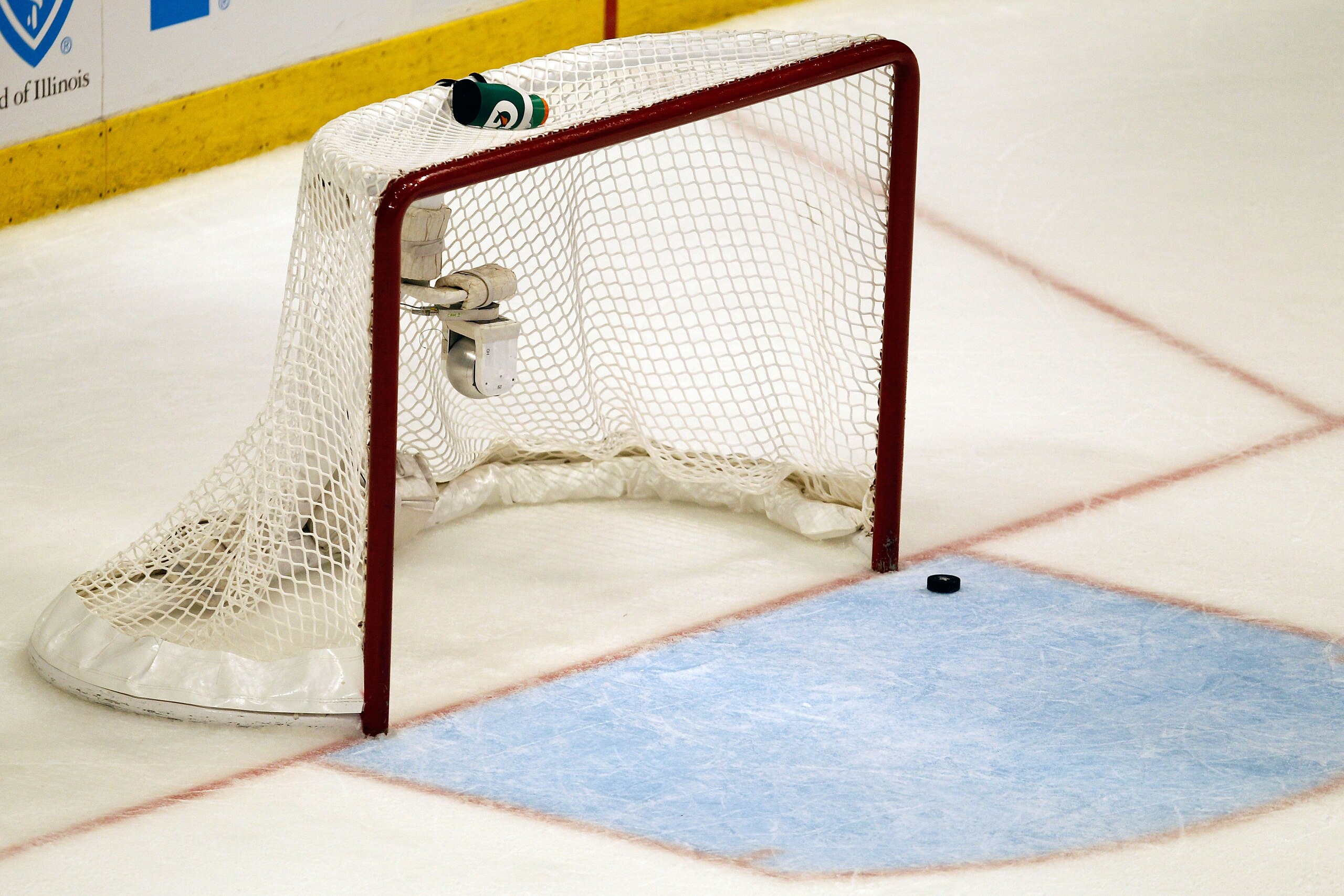 CHICAGO - MAY 23:  The Chicago Blackhawks score an empty-net goal in the third period while taking on the San Jose Sharks in Game Four of the Western Conference Finals during the 2010 NHL Stanley Cup Playoffs at the United Center on May 23, 2010 in Chicag
