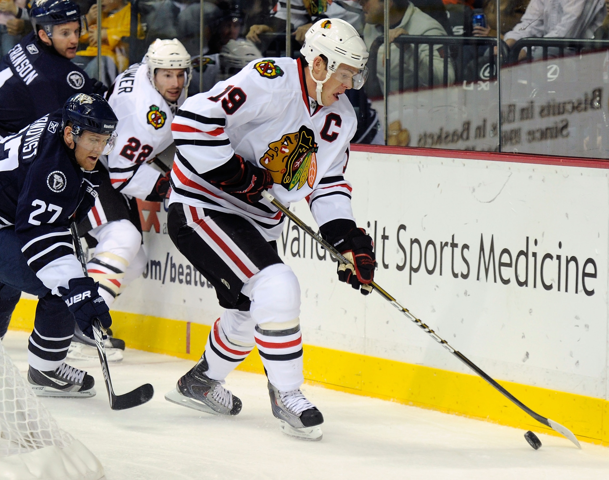 NASHVILLE, TN - NOVEMBER 13:   Jonathan Toews of the Chicago Blackhawks carries the puck against the  Nashville Predators at the Bridgestone Arena on November 13, 2010 in Nashville, Tennessee.  (Photo by Frederick Breedon/Getty Images)