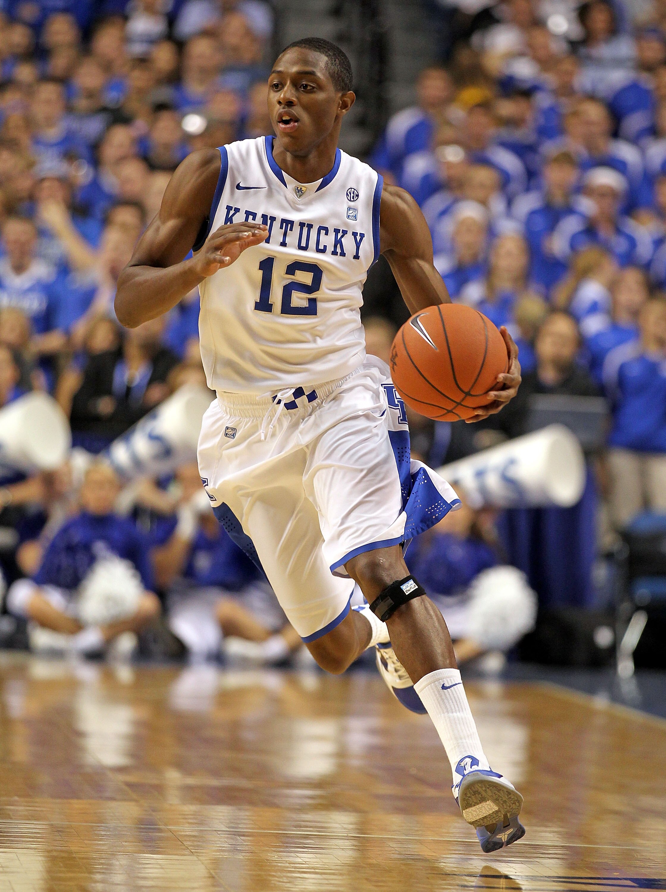 LEXINGTON, KY - NOVEMBER 12: Brandon Knight #12 of the Kentucky Wildcats dribbles the ball during the game against East Tennessee State Buccaneers at Rupp Arena on November 12, 2010 in Lexington, Kentucky. (Photo by Andy Lyons/Getty Images) LEXINGTON, KY - NOVEMBER 12: Brandon Knight #12 of the Kentucky Wildcats dribbles the ball during the game against East Tennessee State Buccaneers at Rupp Arena on November 12, 2010 in Lexington, Kentucky. (Photo by Andy Lyons/Getty Images)