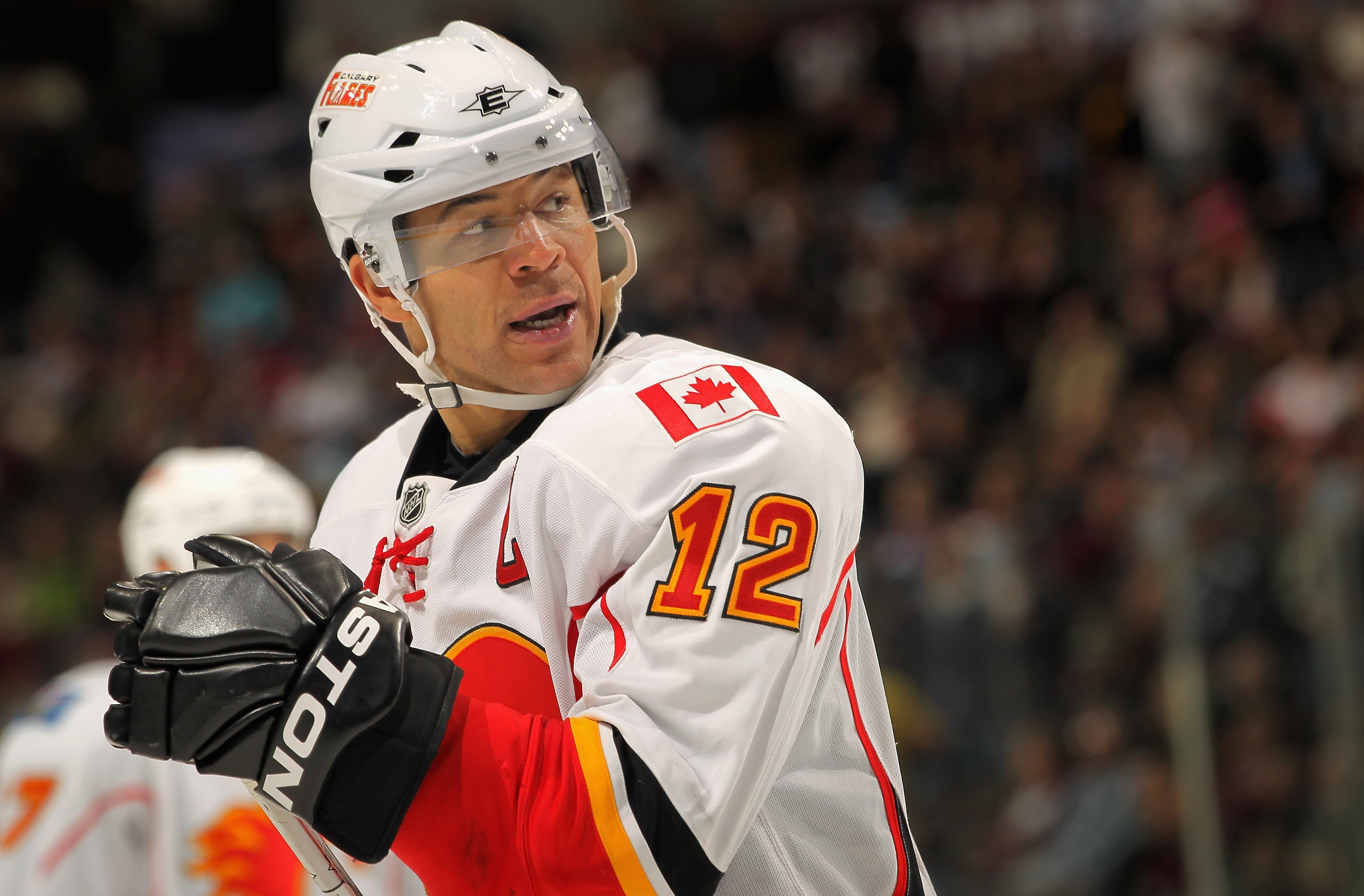 DENVER - NOVEMBER 09:  Jarome Iginla #12 of the Calgary Flames skates against the Colorado Avalanche at the Pepsi Center on November 9, 2010 in Denver, Colorado. The Flames defeated the Avalanche 4-2.  (Photo by Doug Pensinger/Getty Images)