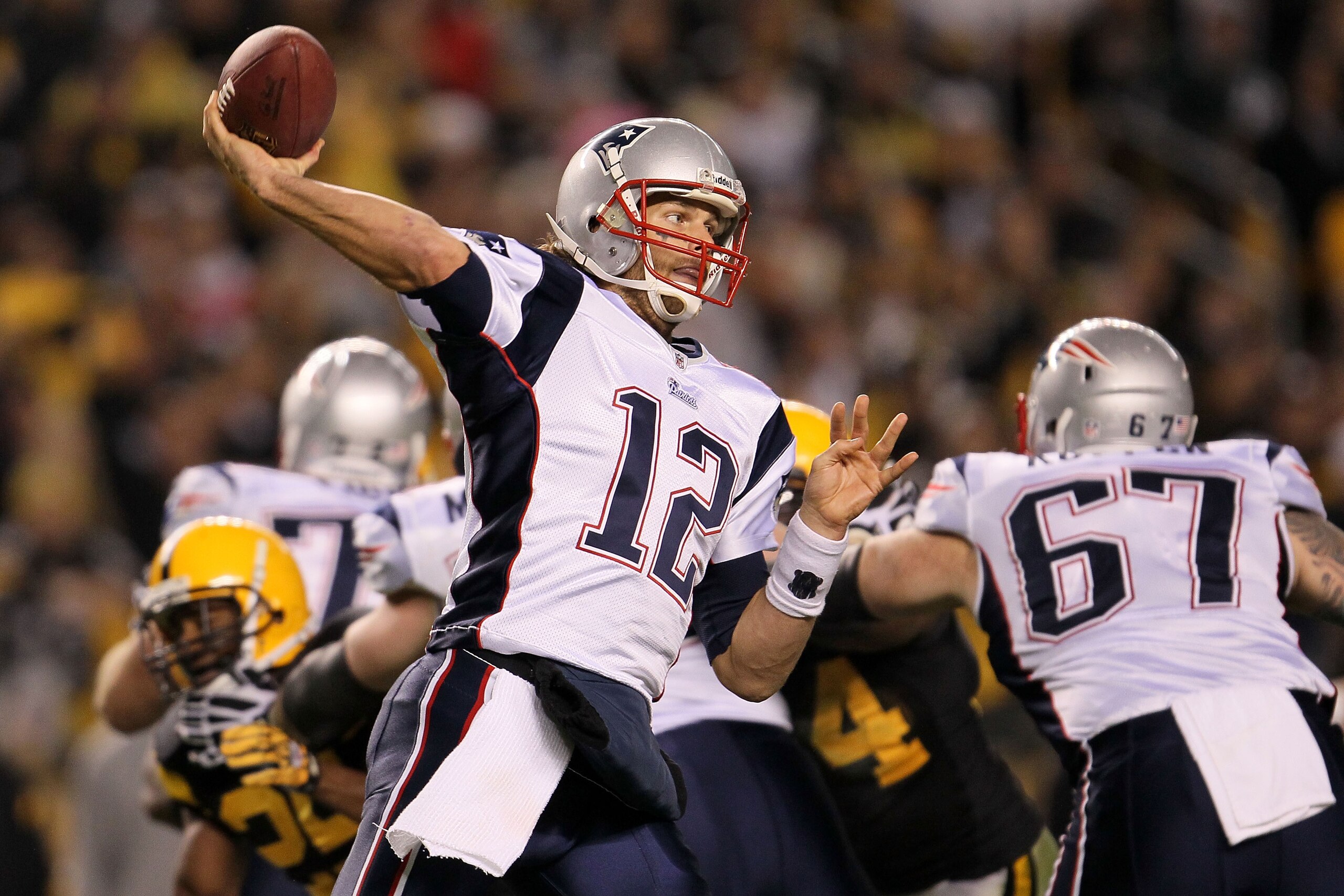 PITTSBURGH - NOVEMBER 14: Tom Brady #12 of the New England Patriots throws a pass against the Pittsburgh Steelers on November 14, 2010 at Heinz Field in Pittsburgh, Pennsylvania. (Photo by Chris McGrath/Getty Images) PITTSBURGH - NOVEMBER 14: Tom Brady #12 of the New England Patriots throws a pass against the Pittsburgh Steelers on November 14, 2010 at Heinz Field in Pittsburgh, Pennsylvania. (Photo by Chris McGrath/Getty Images)