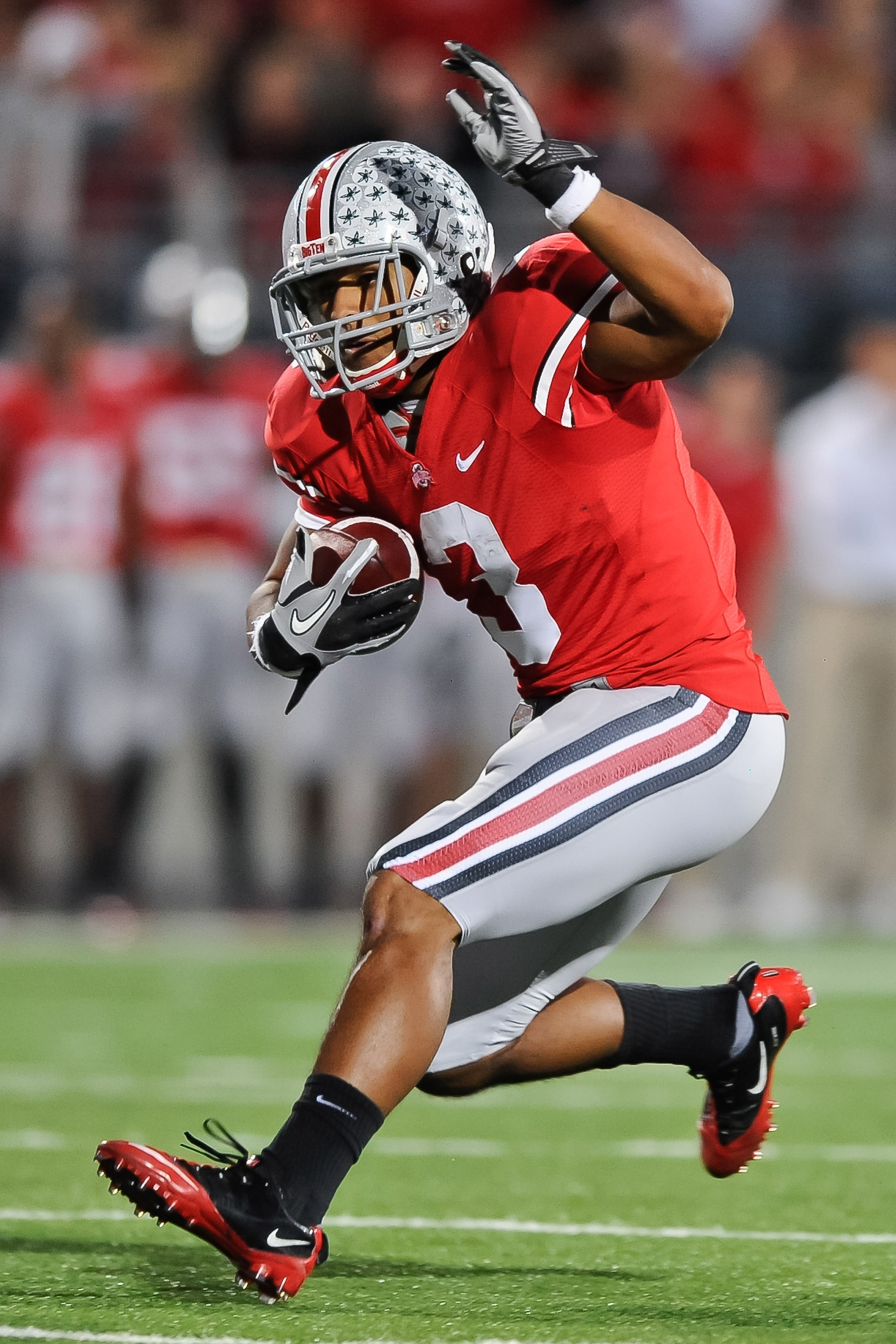 COLUMBUS, OH - NOVEMBER 13: Brandon Saine #3 of the Ohio State Buckeyes runs with the ball against the Penn State Nittany Lions at Ohio Stadium on November 13, 2010 in Columbus, Ohio. (Photo by Jamie Sabau/Getty Images) COLUMBUS, OH - NOVEMBER 13: Brandon Saine #3 of the Ohio State Buckeyes runs with the ball against the Penn State Nittany Lions at Ohio Stadium on November 13, 2010 in Columbus, Ohio. (Photo by Jamie Sabau/Getty Images)