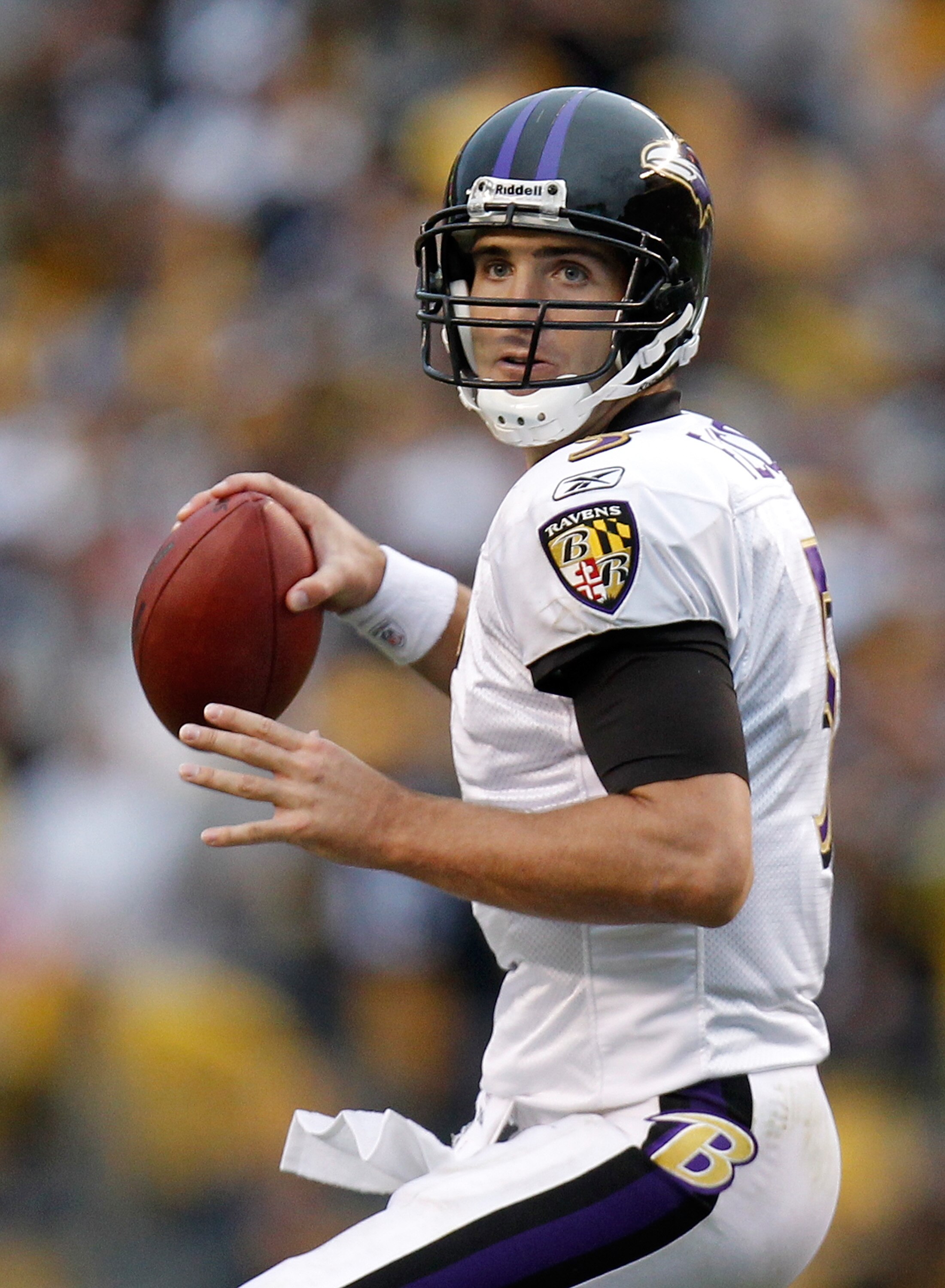 PITTSBURGH - OCTOBER 03: Joe Flacco #5 of the Baltimore Ravens looks for an open receiver during the game against the Pittsburgh Steelers on October 3, 2010 at Heinz Field in Pittsburgh, Pennsylvania. (Photo by Gregory Shamus/Getty Images)