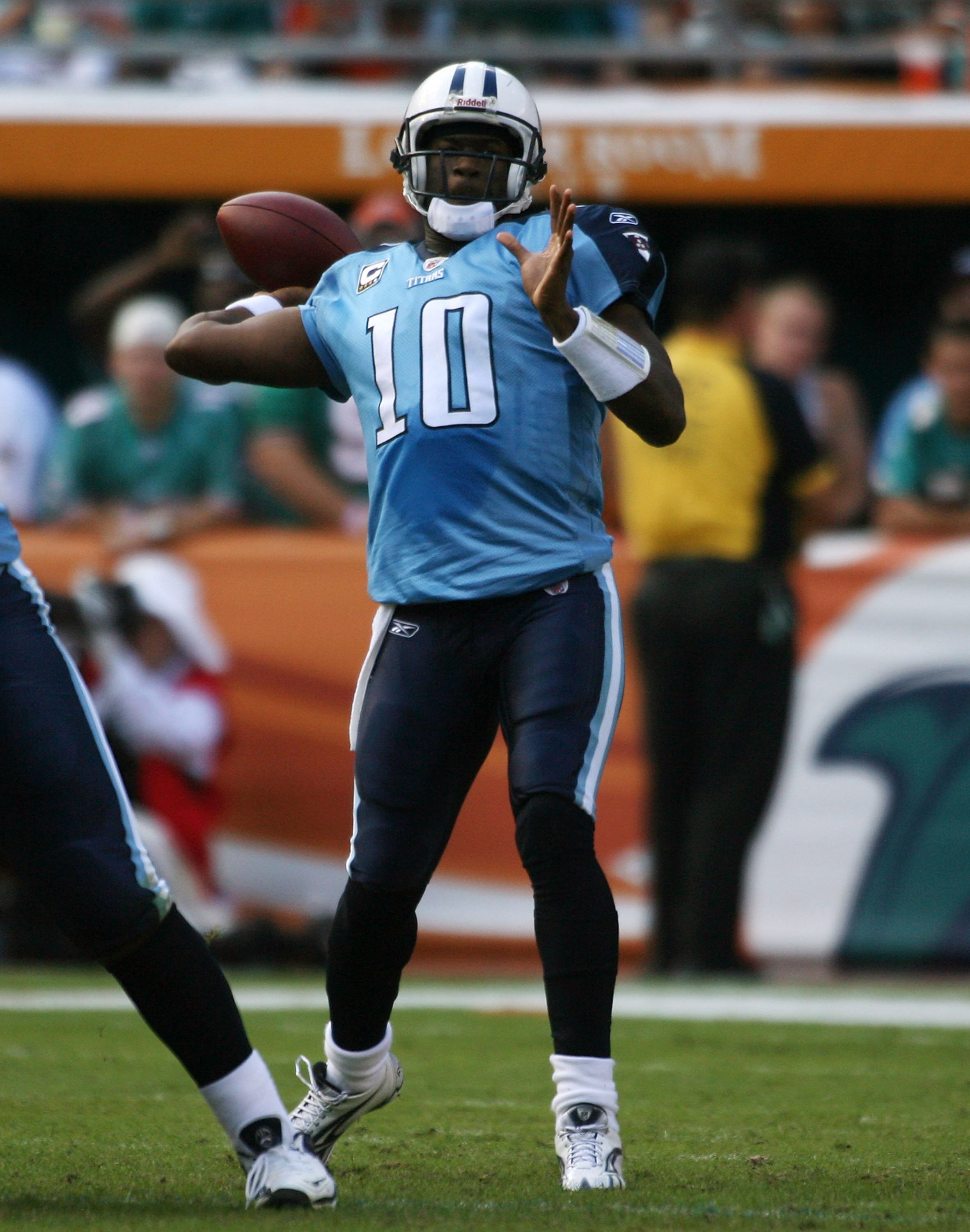 MIAMI - NOVEMBER 14:  Quarterback Vince Young #10 of the Tennessee Titans throws against the Miami Dolphins at Sun Life Stadium on November 14, 2010 in Miami, Florida.  (Photo by Marc Serota/Getty Images)