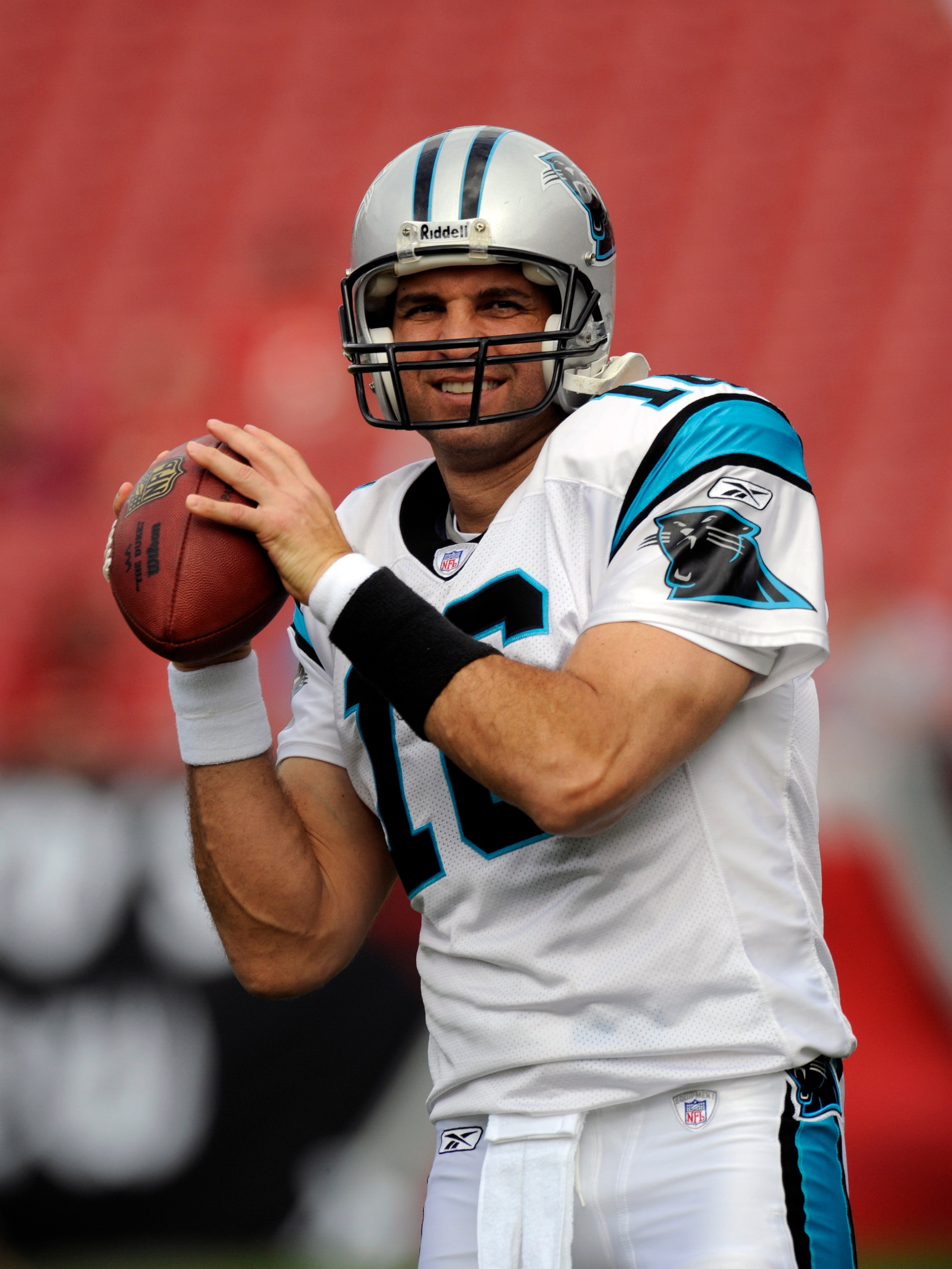TAMPA, FL - DECEMBER 30: Quarterback Vinny Testaverde of the Carolina Panthers warms up before play against the Tampa Bay Buccaneers at Raymond James Stadium December 30, 2007 in Tampa, Florida. The Panthers won 31 - 23 and Testaverde announced his ret TAMPA, FL - DECEMBER 30: Quarterback Vinny Testaverde of the Carolina Panthers warms up before play against the Tampa Bay Buccaneers at Raymond James Stadium December 30, 2007 in Tampa, Florida. The Panthers won 31 - 23 and Testaverde announced his ret
