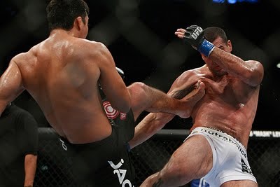 Rua is not the only one who got some kicks in during this fight