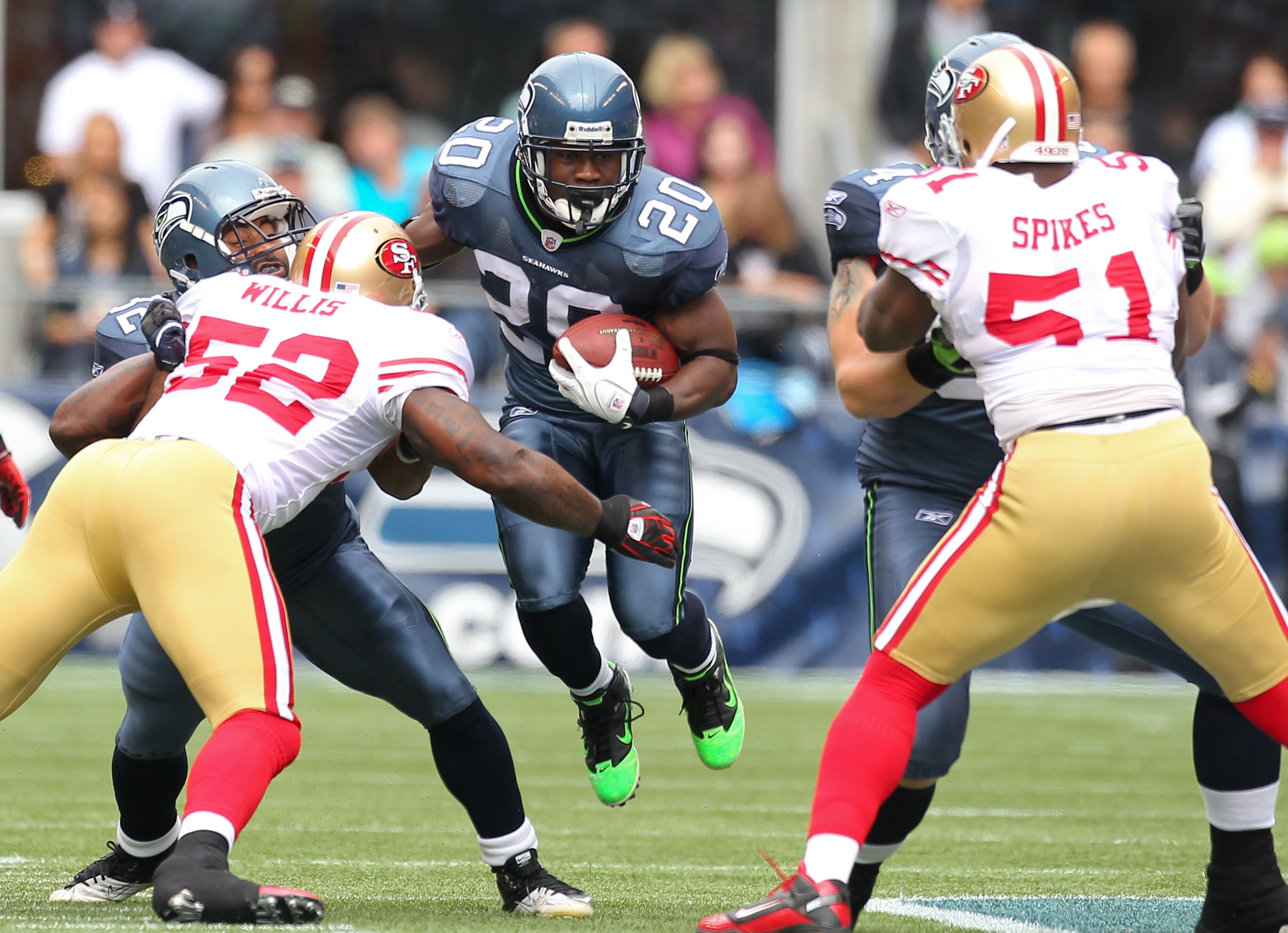 SEATTLE - SEPTEMBER 12:  Running back Justin Forsett #20 of the Seattle Seahawks rushes during the NFL season opener against the San Francisco 49ers at Qwest Field on September 12, 2010 in Seattle, Washington. (Photo by Otto Greule Jr/Getty Images)