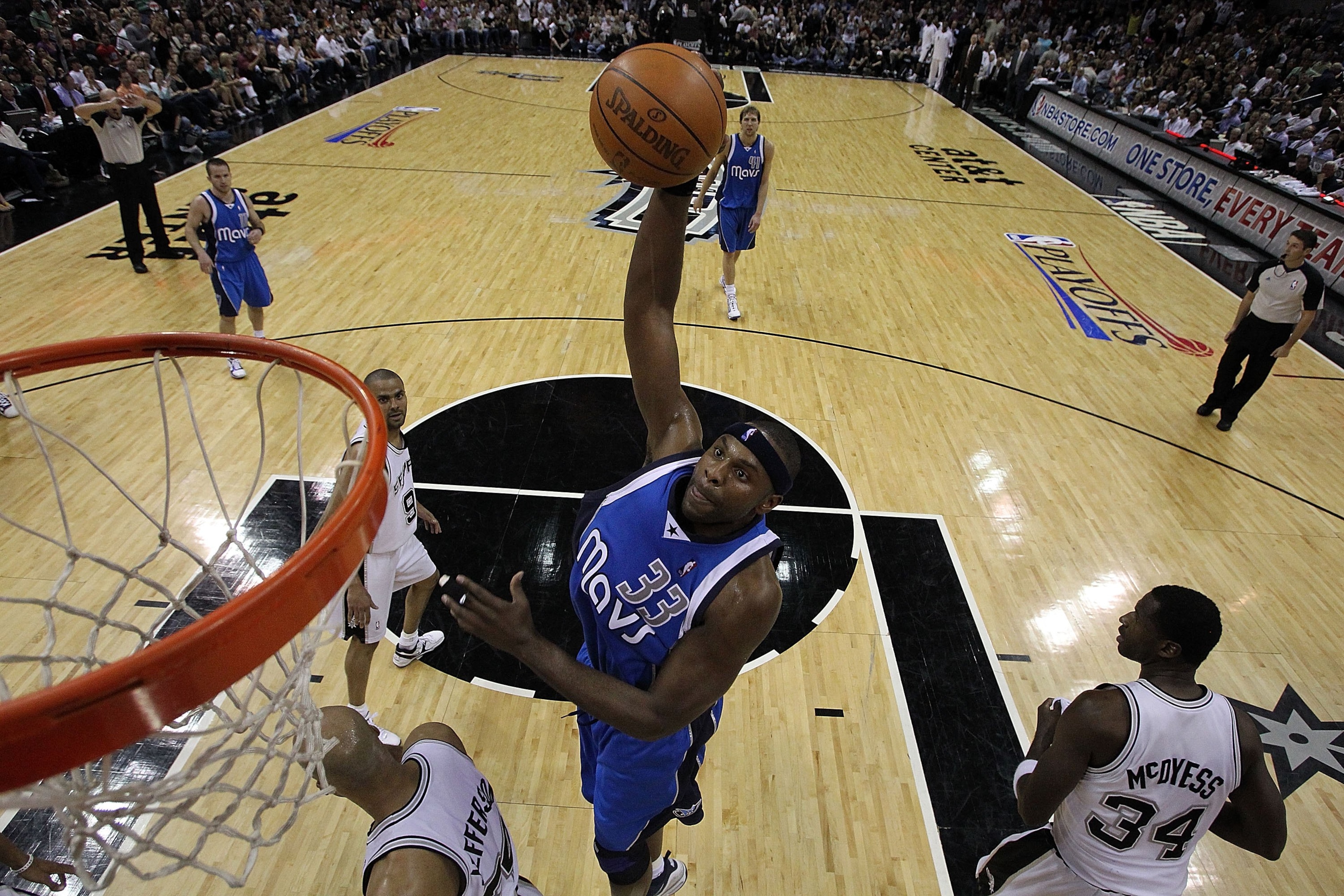 SAN ANTONIO - APRIL 25:  Brendan Haywood #33 of the Dallas Mavericks in Game Four of the Western Conference Quarterfinals during the 2010 NBA Playoffs at AT&T Center on April 25, 2010 in San Antonio, Texas. NOTE TO USER: User expressly acknowledges and ag