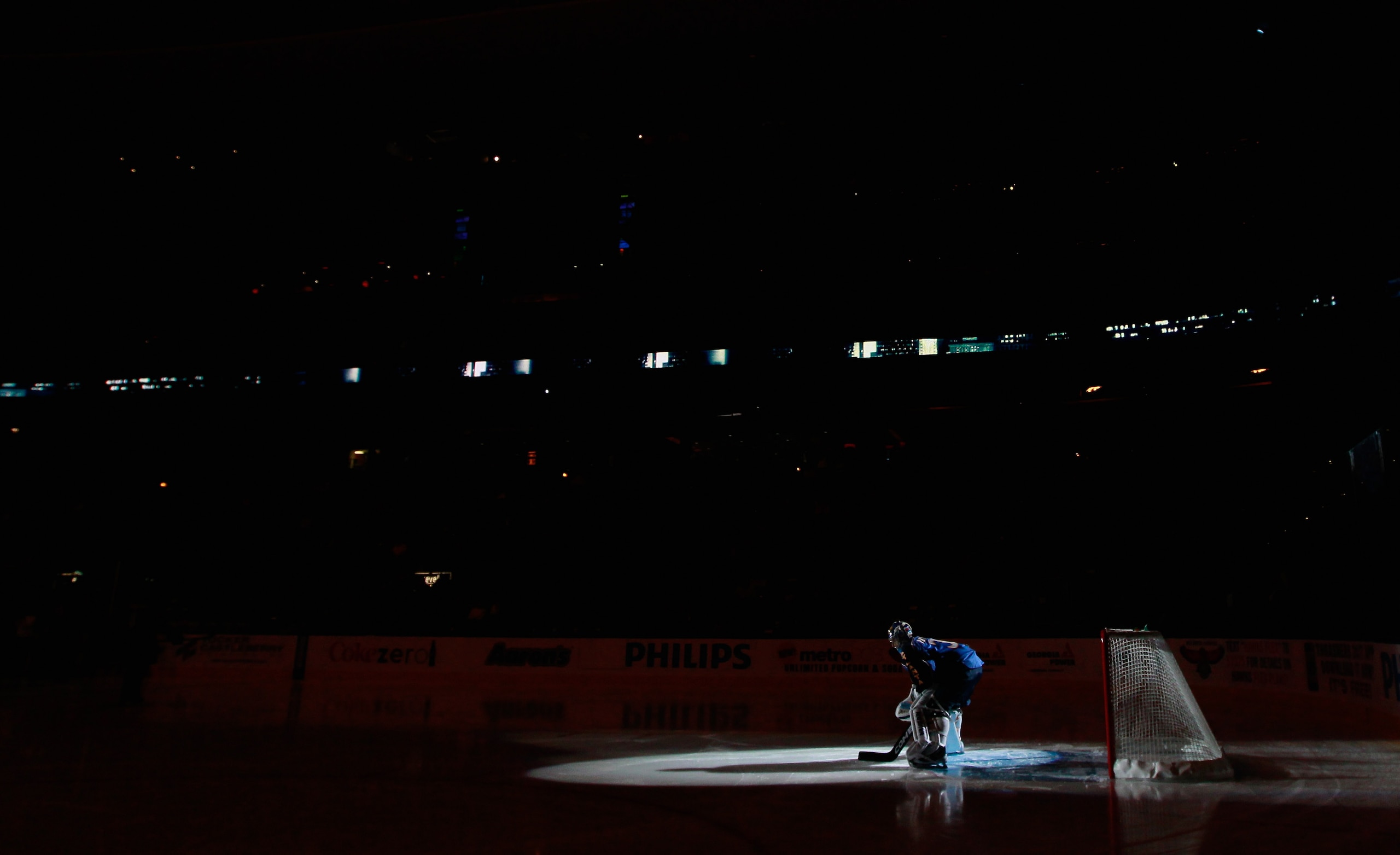 ATLANTA - NOVEMBER 04:  Goaltender Ondrej Pavelec #31 of the Atlanta Thrashers against the Columbus Blue Jackets at Philips Arena on November 4, 2010 in Atlanta, Georgia.  (Photo by Kevin C. Cox/Getty Images)