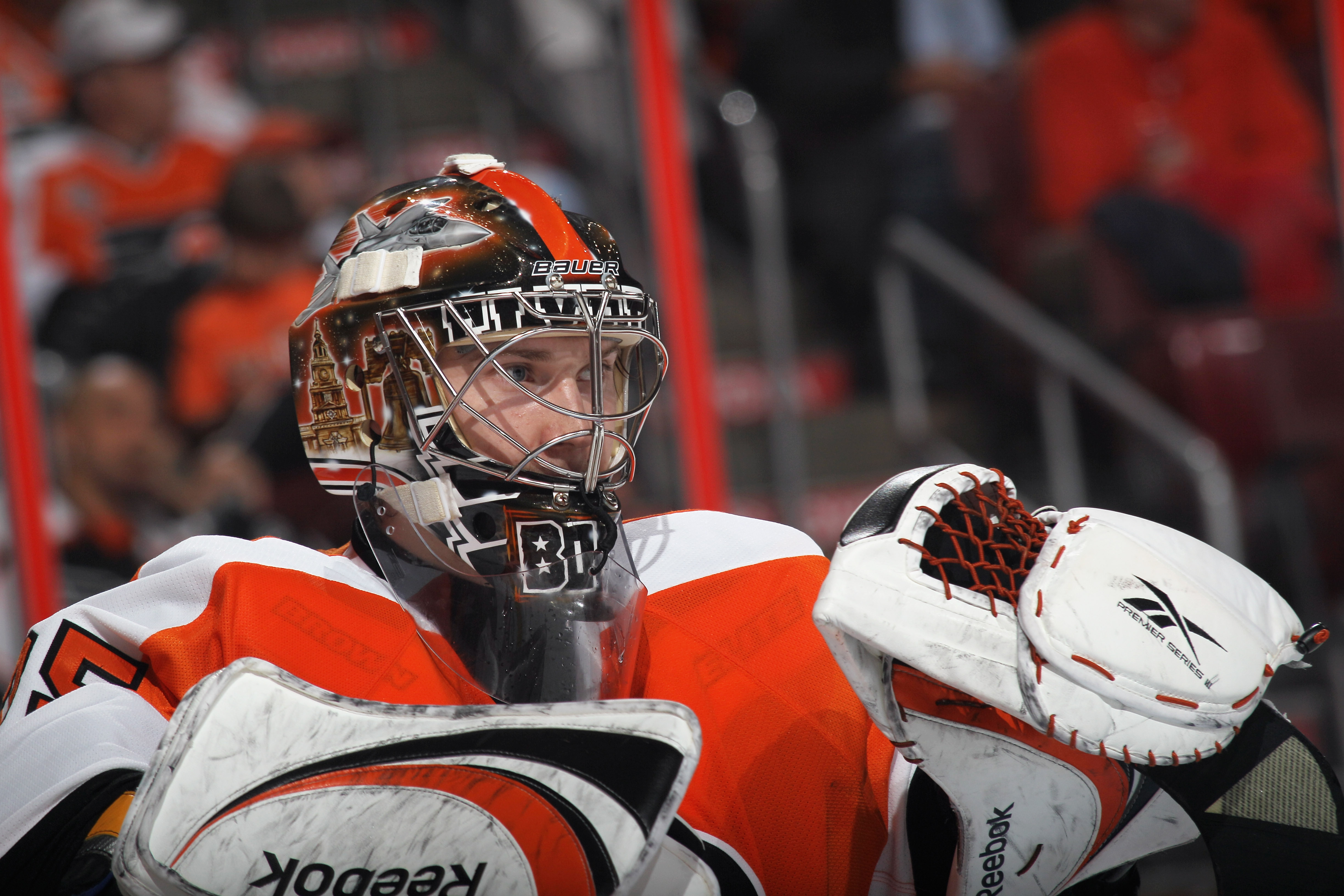 PHILADELPHIA - OCTOBER 16:  Sergei Bobrovsky #35 of the Philadelphia Flyers tends net against the Pittsburgh Penguins at the Wells Fargo Center on October 16, 2010 in Philadelphia, Pennsylvania.  (Photo by Bruce Bennett/Getty Images)