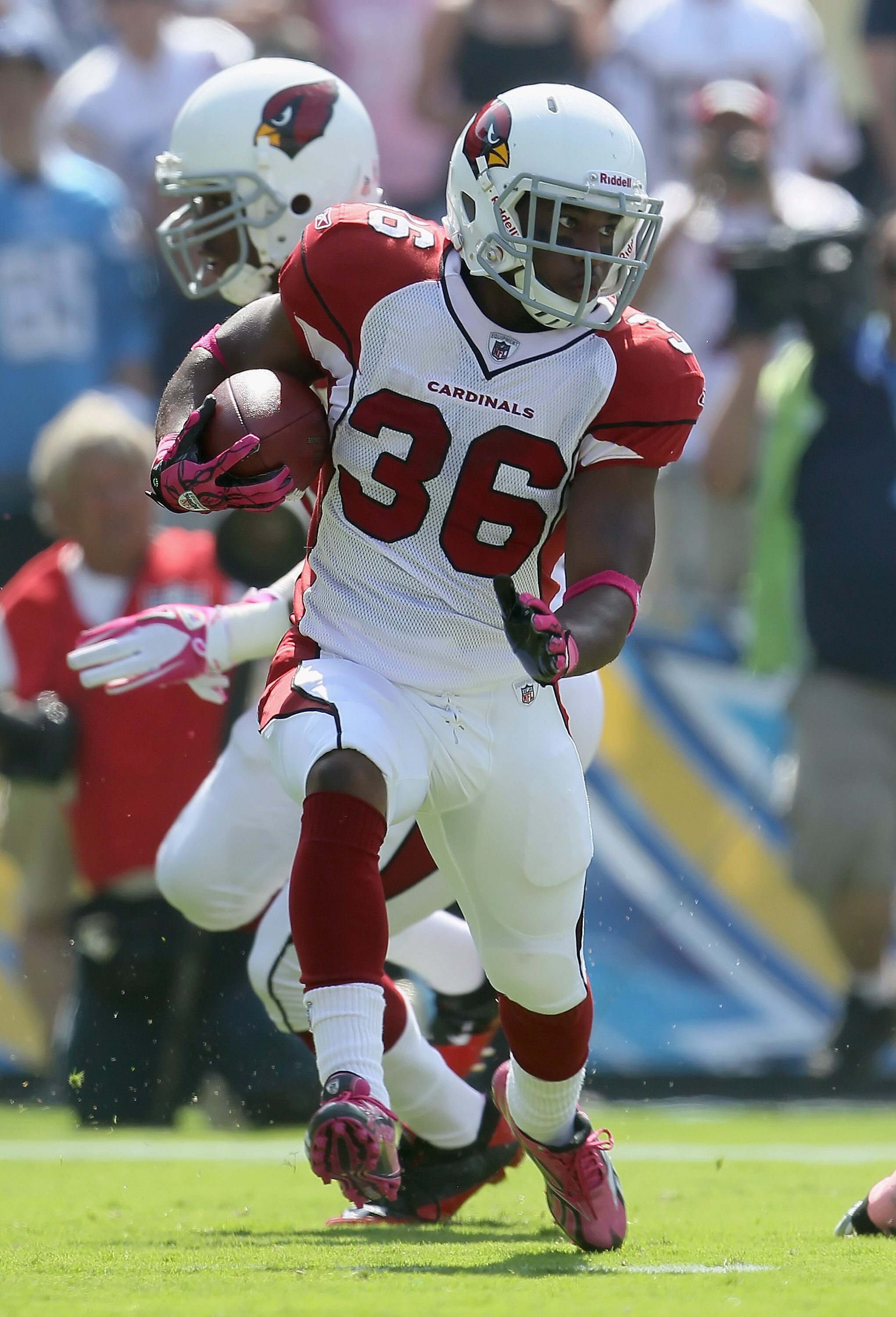 SAN DIEGO - OCTOBER 03:  LaRod Stephens-Howling #36 of the Arizona Cardinals carries the ball against the San Diego Chargers at Qualcomm Stadium on October 3, 2010 in San Diego, California.  (Photo by Jeff Gross/Getty Images)