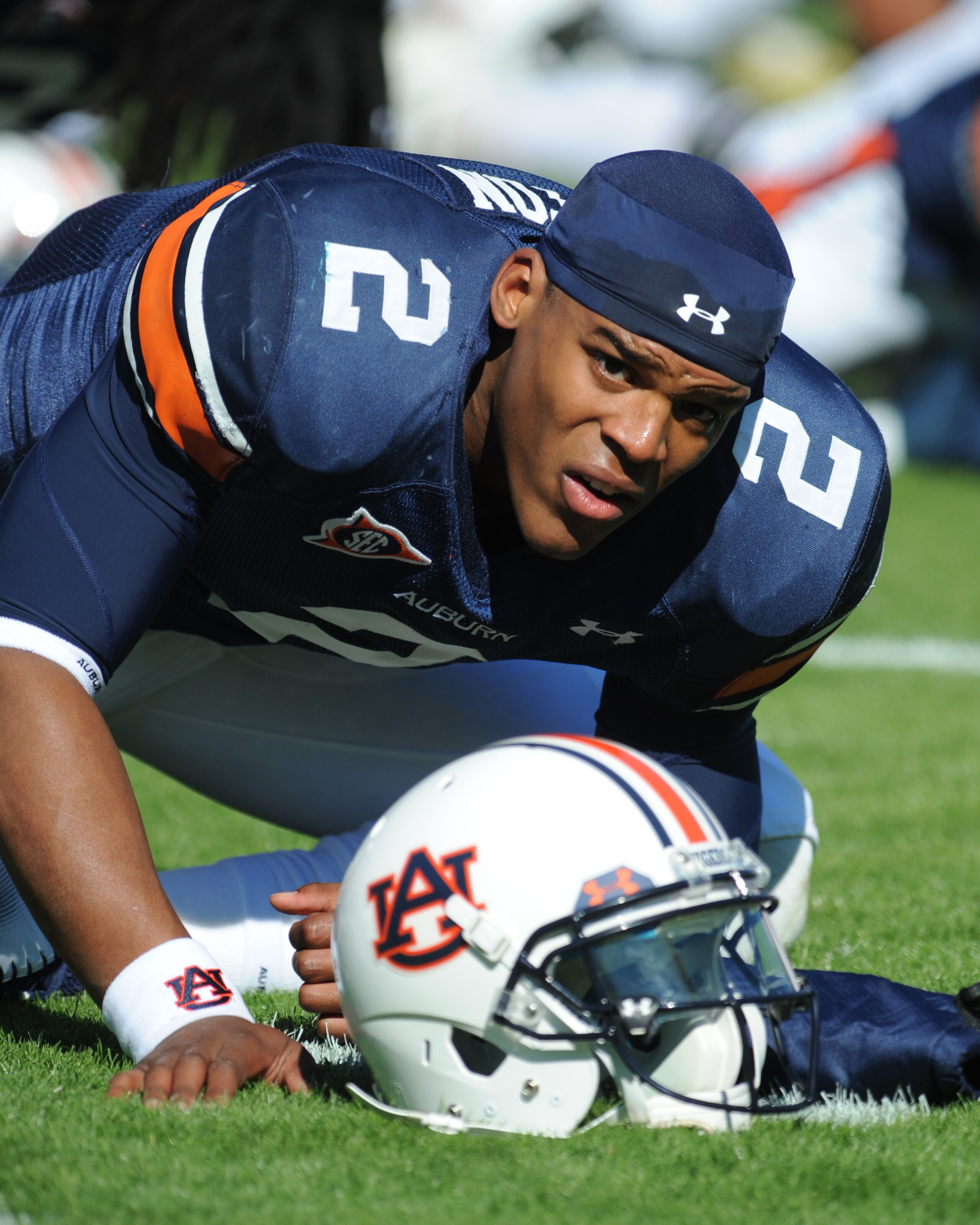 AUBURN, AL - NOVEMBER 06:  Quarterback Cam Newton #2 of the Auburn Tigers plays against the Chattanooga Mocs November 6, 2010 at Jordan-Hare Stadium in Auburn, Alabama.  (Photo by Al Messerschmidt/Getty Images)
