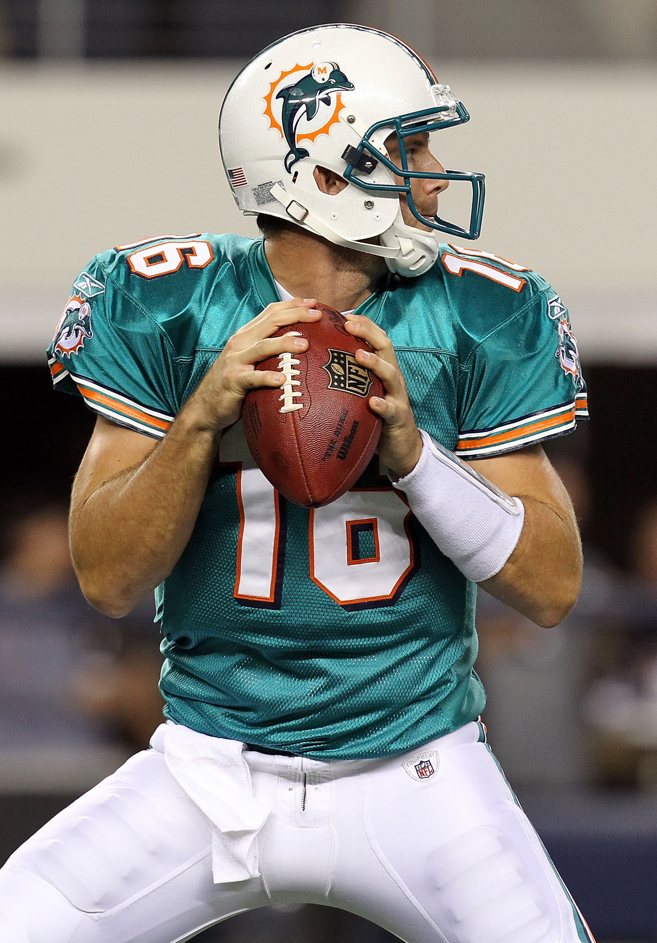 ARLINGTON, TX - SEPTEMBER 02: Quarterback Tyler Thigpen #16 of the Miami Dolphins during a preseason game at Cowboys Stadium on September 2, 2010 in Arlington, Texas. (Photo by Ronald Martinez/Getty Images) ARLINGTON, TX - SEPTEMBER 02: Quarterback Tyler Thigpen #16 of the Miami Dolphins during a preseason game at Cowboys Stadium on September 2, 2010 in Arlington, Texas. (Photo by Ronald Martinez/Getty Images)