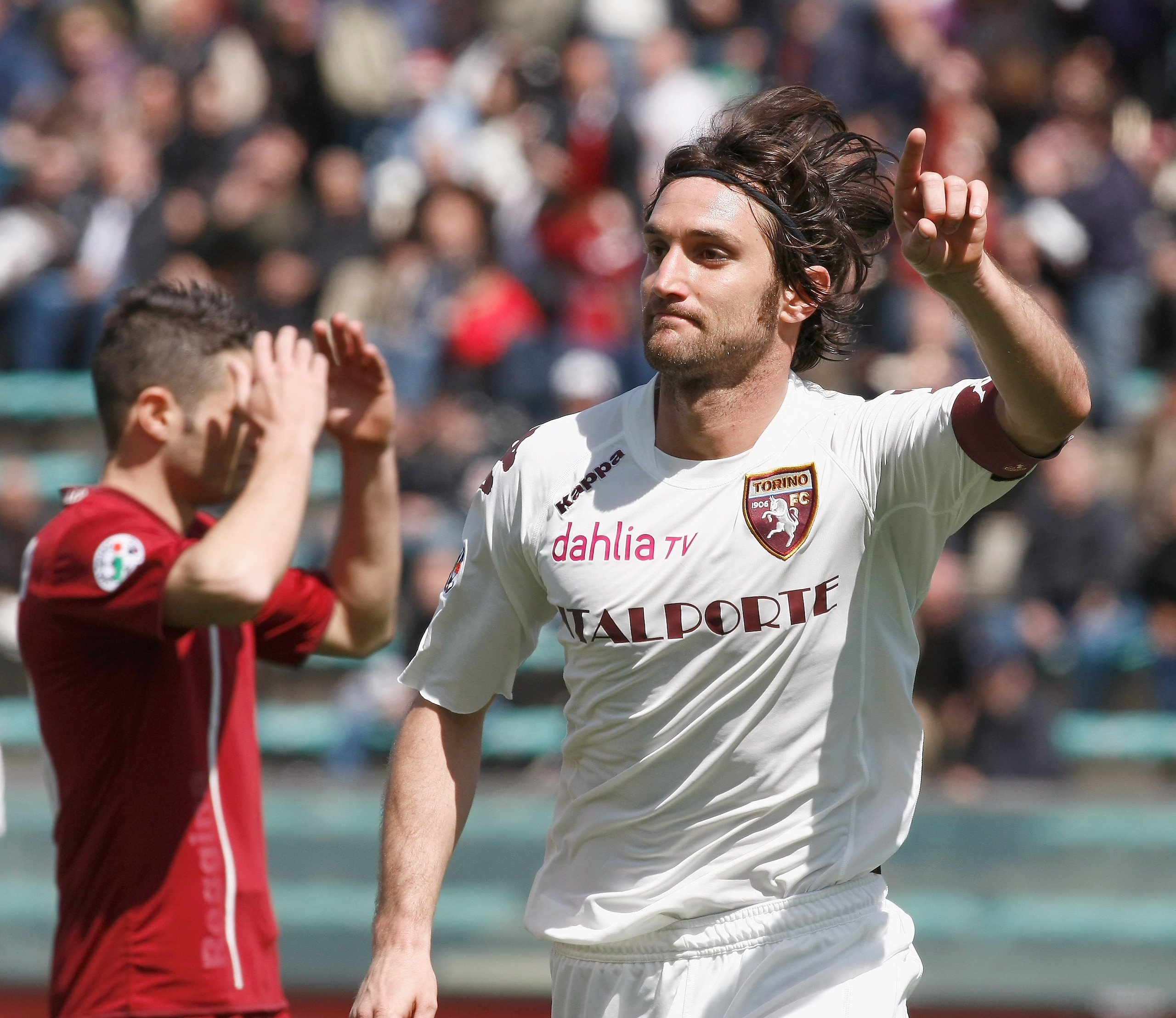 REGGIO CALABRIA, ITALY - MARCH 28:  Rolando Bianchi of Torino FC celebrates scoring Torino's first goal during the Serie B match between Reggina Calcio and Torino FC at Stadio Oreste Granillo on March 28, 2010 in Reggio Calabria, Italy.  (Photo by Maurizi