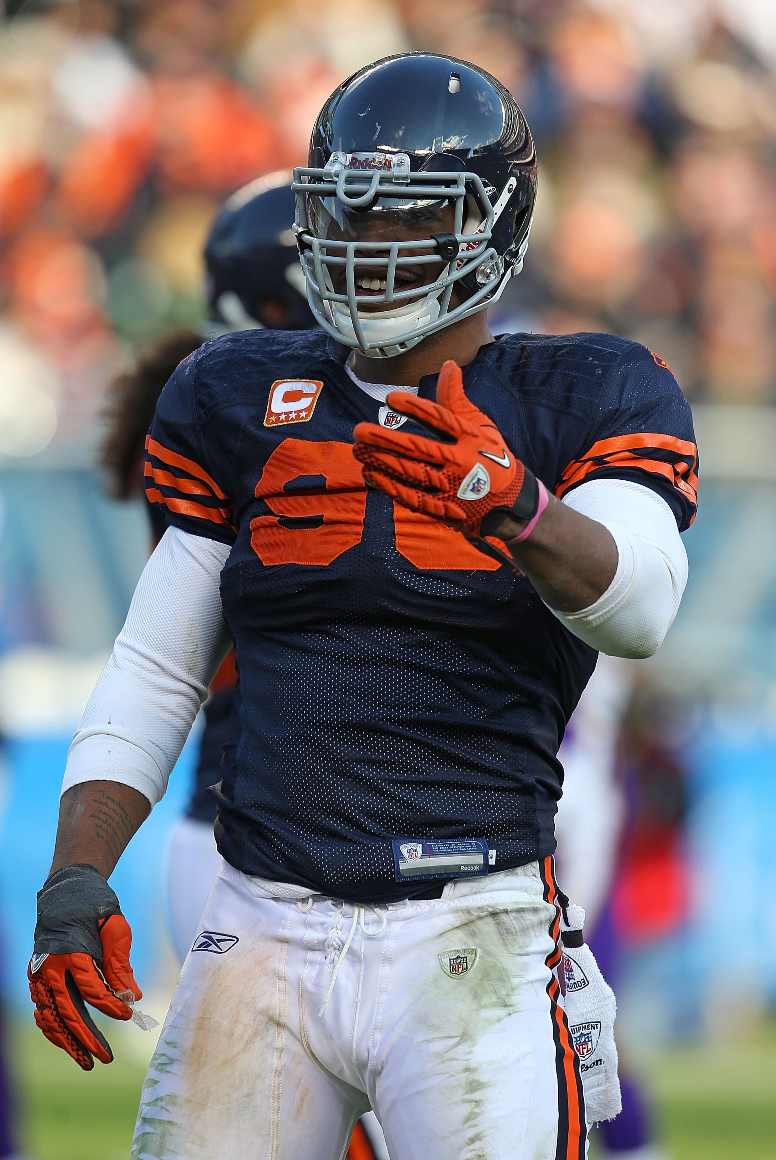 CHICAGO - NOVEMBER 14: Julius Peppers #90 of the Chicago Bears talks to a referee during a game against the Minnesota Vikings at Soldier Field on November 14, 2010 in Chicago, Illinois. The Bears defeated the Vikings 27-13. (Photo by Jonathan Daniel/Getty CHICAGO - NOVEMBER 14: Julius Peppers #90 of the Chicago Bears talks to a referee during a game against the Minnesota Vikings at Soldier Field on November 14, 2010 in Chicago, Illinois. The Bears defeated the Vikings 27-13. (Photo by Jonathan Daniel/Getty