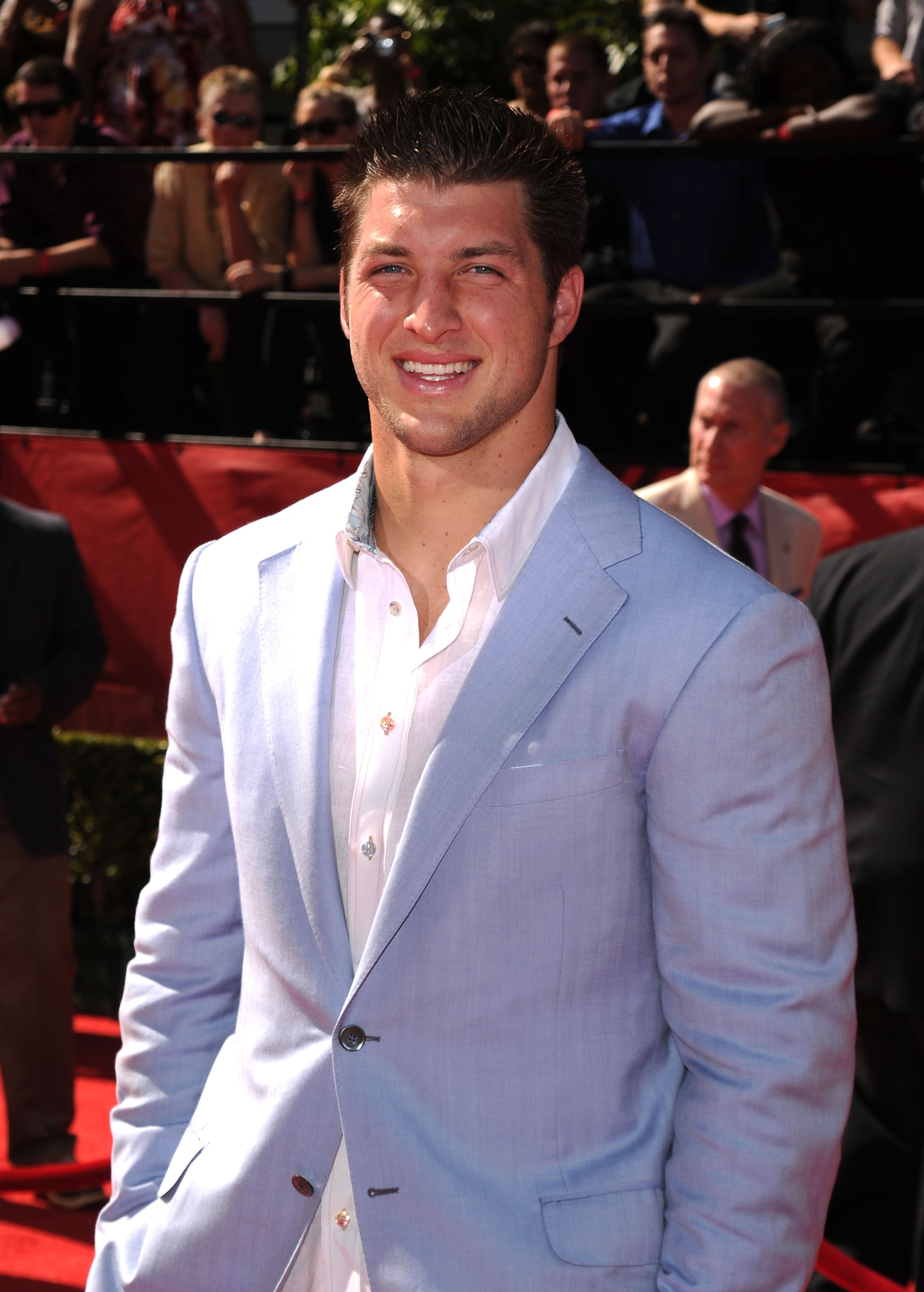 LOS ANGELES, CA - JULY 14:  NFL quarterback Tim Tebow arrives at the 2010 ESPY Awards at Nokia Theatre L.A. Live on July 14, 2010 in Los Angeles, California.  (Photo by Jason Merritt/Getty Images)