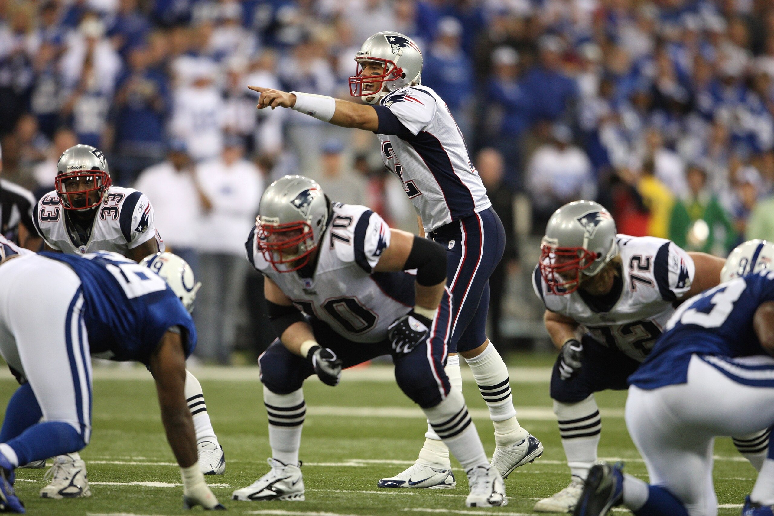 INDIANAPOLIS - NOVEMBER 04:  Quarterback Tom Brady #12 of the New England Patriots directs his teammates at the line of scrimmage against the Indianapolis Colts on November 4, 2007 at the RCA Dome in Indianapolis, Indiana. The Patriots won 24-20. (Photo b