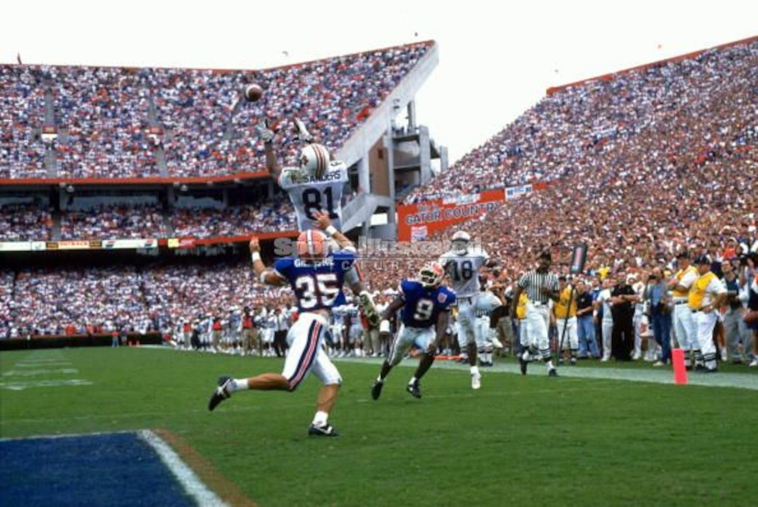Frank Sanders makes the "catch"