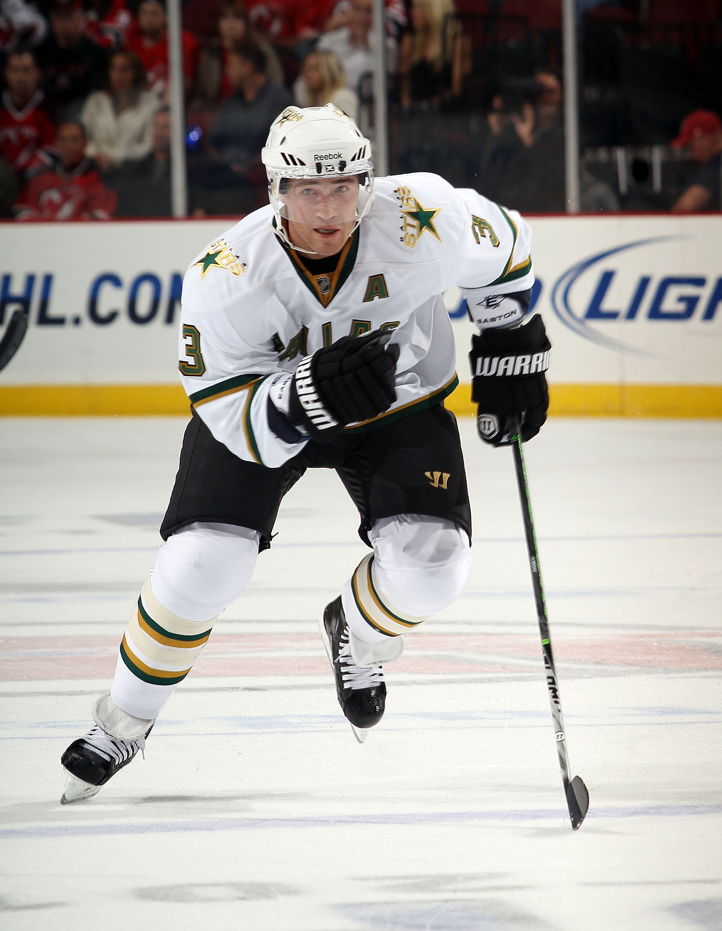 NEWARK, NJ - OCTOBER 08:  Stephane Robidas #3 of the Dallas Stars skates against the New Jersey Devils at the Prudential Center on October 8, 2010 in Newark, New Jersey.  (Photo by Bruce Bennett/Getty Images)