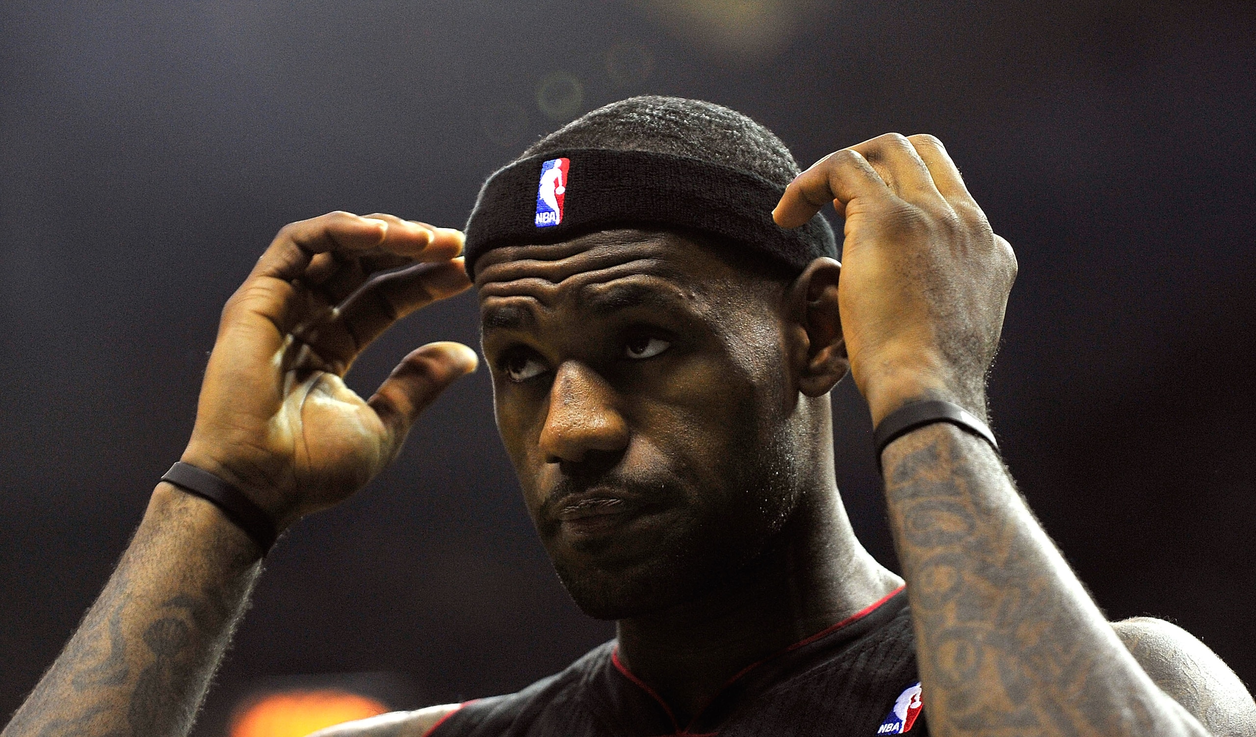 MEMPHIS, TN - NOVEMBER 20: LeBron James #6 of the Miami Heat prepares to take the floor for a game against the Memphis Grizzlies at FedExForum on November 20, 2010 in Memphis, Tennessee. NOTE TO USER: User expressly acknowledges and agrees that, by down MEMPHIS, TN - NOVEMBER 20: LeBron James #6 of the Miami Heat prepares to take the floor for a game against the Memphis Grizzlies at FedExForum on November 20, 2010 in Memphis, Tennessee. NOTE TO USER: User expressly acknowledges and agrees that, by down
