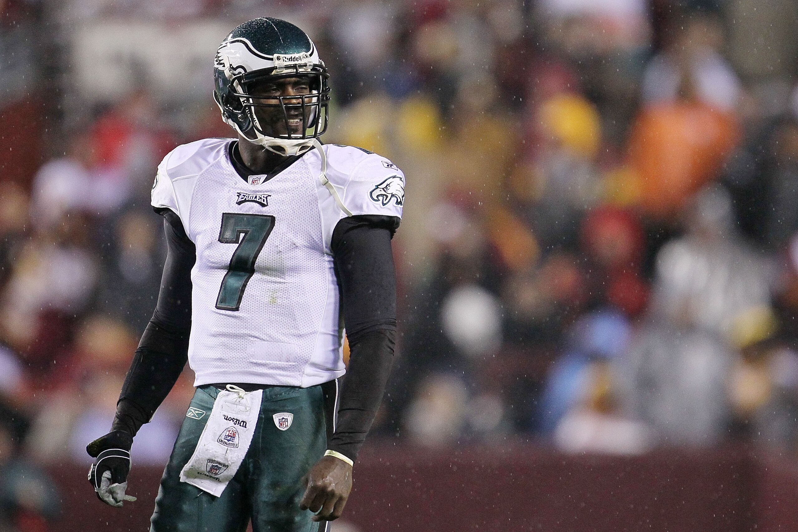 LANDOVER, MD - NOVEMBER 15: Michael Vick #7 of the Philadelphia Eagles waits for instructions against the Washington Redskins on November 15, 2010 at FedExField in Landover, Maryland. (Photo by Chris McGrath/Getty Images) LANDOVER, MD - NOVEMBER 15: Michael Vick #7 of the Philadelphia Eagles waits for instructions against the Washington Redskins on November 15, 2010 at FedExField in Landover, Maryland. (Photo by Chris McGrath/Getty Images)