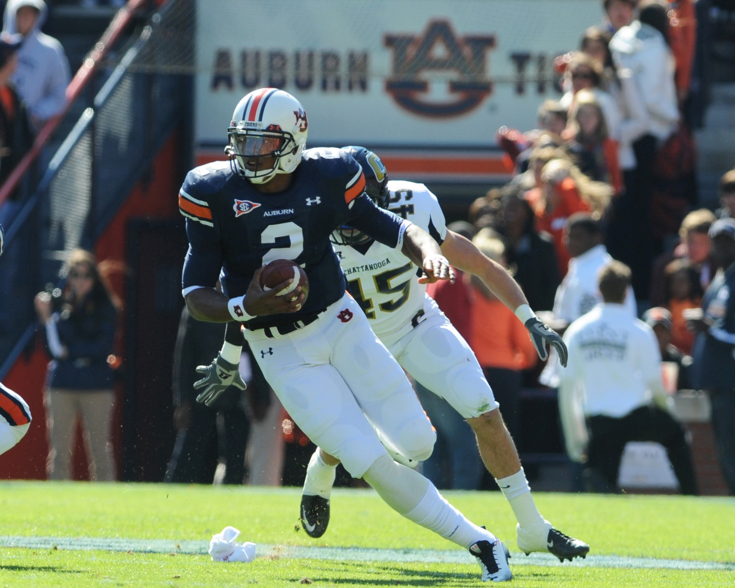 AUBURN, AL - NOVEMBER 06:  Quarterback Cam Newton #2 of the Auburn Tigers plays against the Chattanooga Mocs November 6, 2010 at Jordan-Hare Stadium in Auburn, Alabama.  (Photo by Al Messerschmidt/Getty Images)