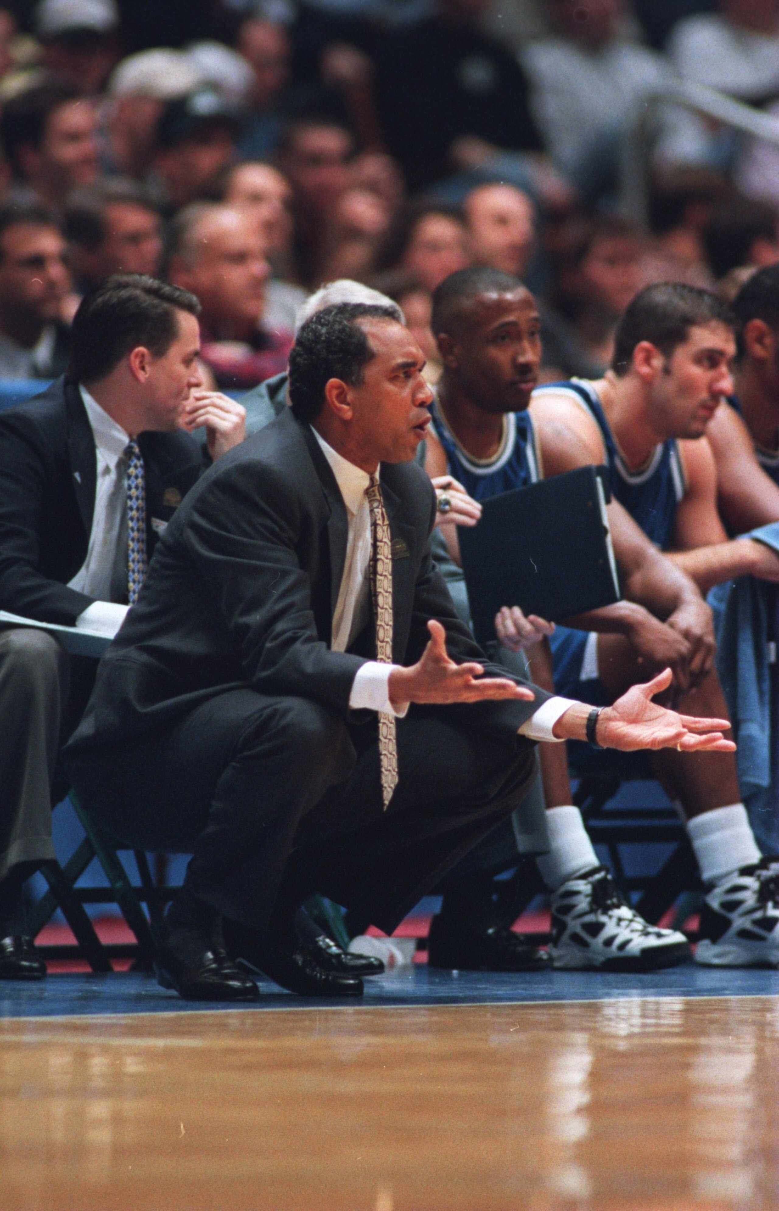 24 Mar 1995: TULSA UNIVERSITY COACH TUBBY SMITH WATCHES HIS TEAM IN ACTION FROM THE SIDELINES DURING THEIR 76-51 LOSS TO UMASS IN THE NCAA EAST REGIONALS AT THE MEADOWLANDS ARENA IN EAST RUTHERFORD, NEW JERSEY.