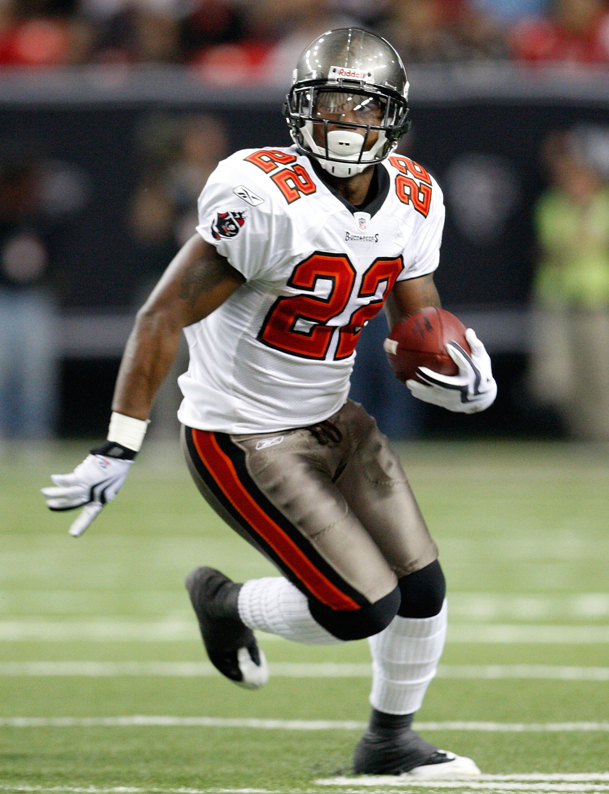 ATLANTA - NOVEMBER 29:  Clifton Smith #22 of the Tampa Bay Buccaneers against the Atlanta Falcons at Georgia Dome on November 29, 2009 in Atlanta, Georgia.  (Photo by Kevin C. Cox/Getty Images)
