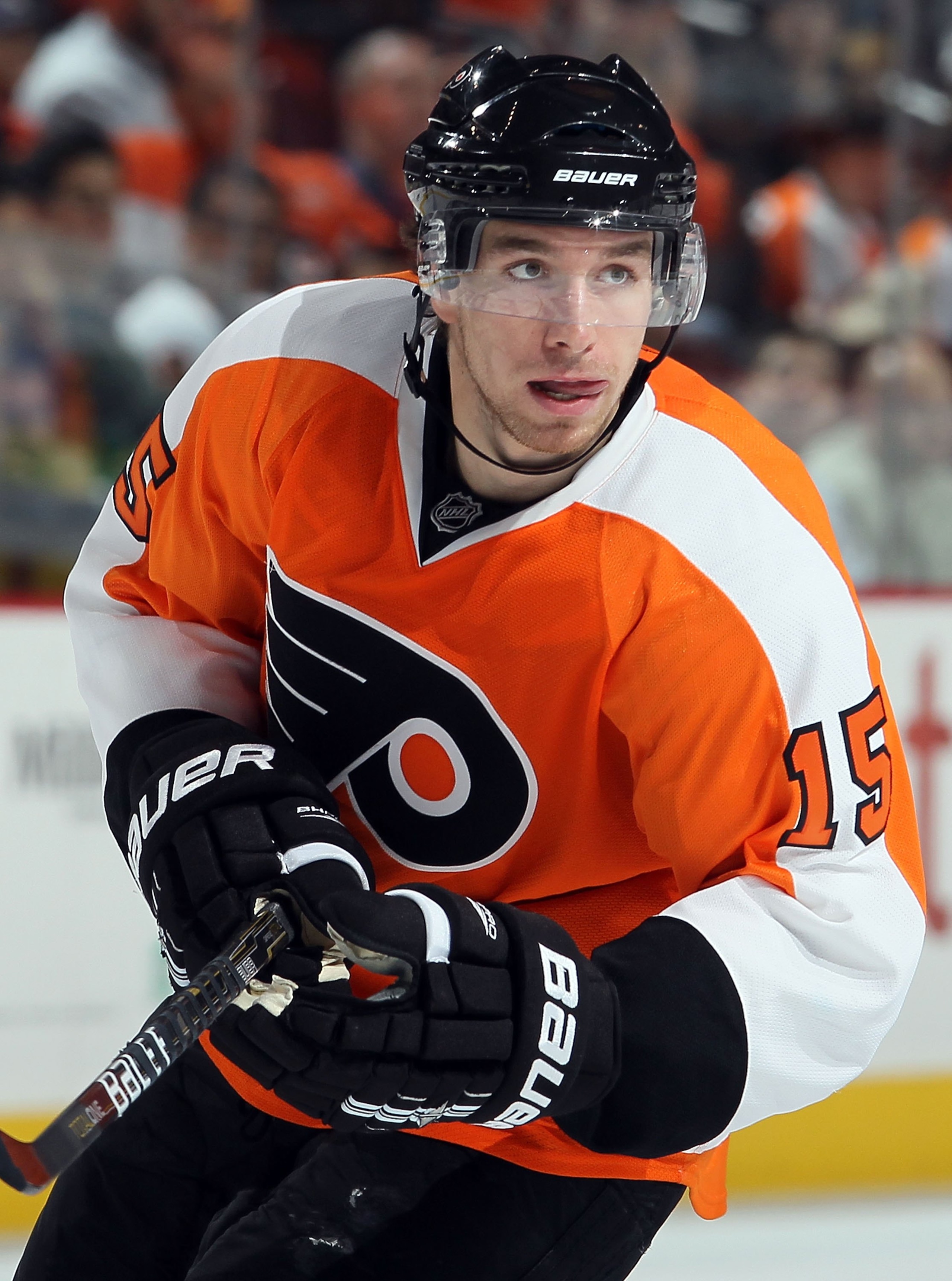 PHILADELPHIA - OCTOBER 21:  Andreas Nodl #15 of the Philadelphia Flyers skates against the Anaheim Ducks on October 21, 2010 at Wells Fargo Center in Philadelphia, Pennsylvania.  (Photo by Jim McIsaac/Getty Images)