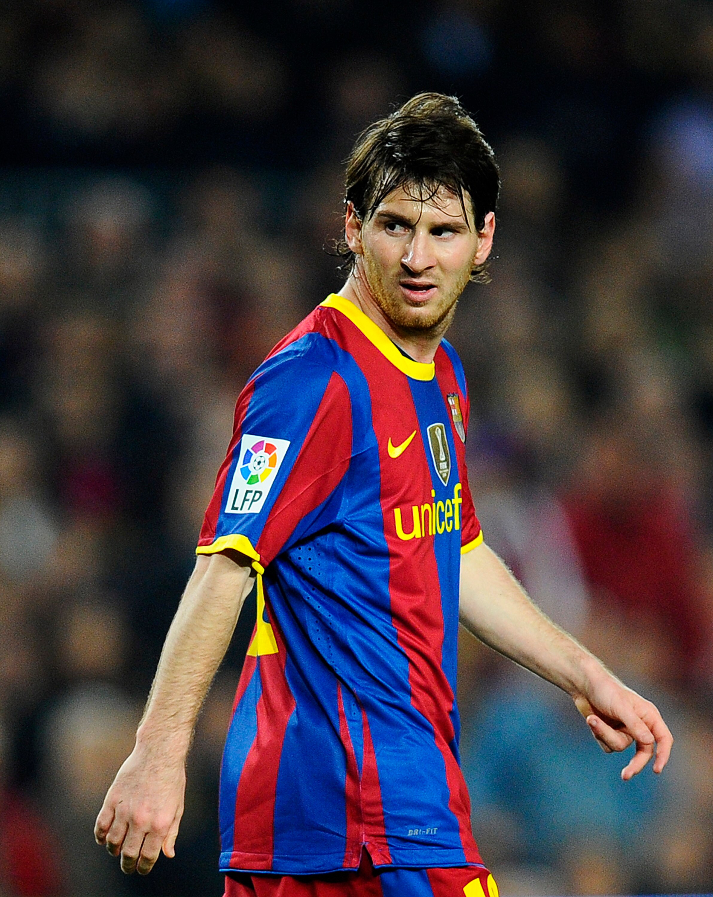 BARCELONA, SPAIN - NOVEMBER 13:  Lionel Messi of Barcelona looks on during the La Liga match between Barcelona and Villarreal CF at Camp Nou Stadium on November 13, 2010 in Barcelona, Spain. Barcelona won the match 3-1.  (Photo by David Ramos/Getty Images