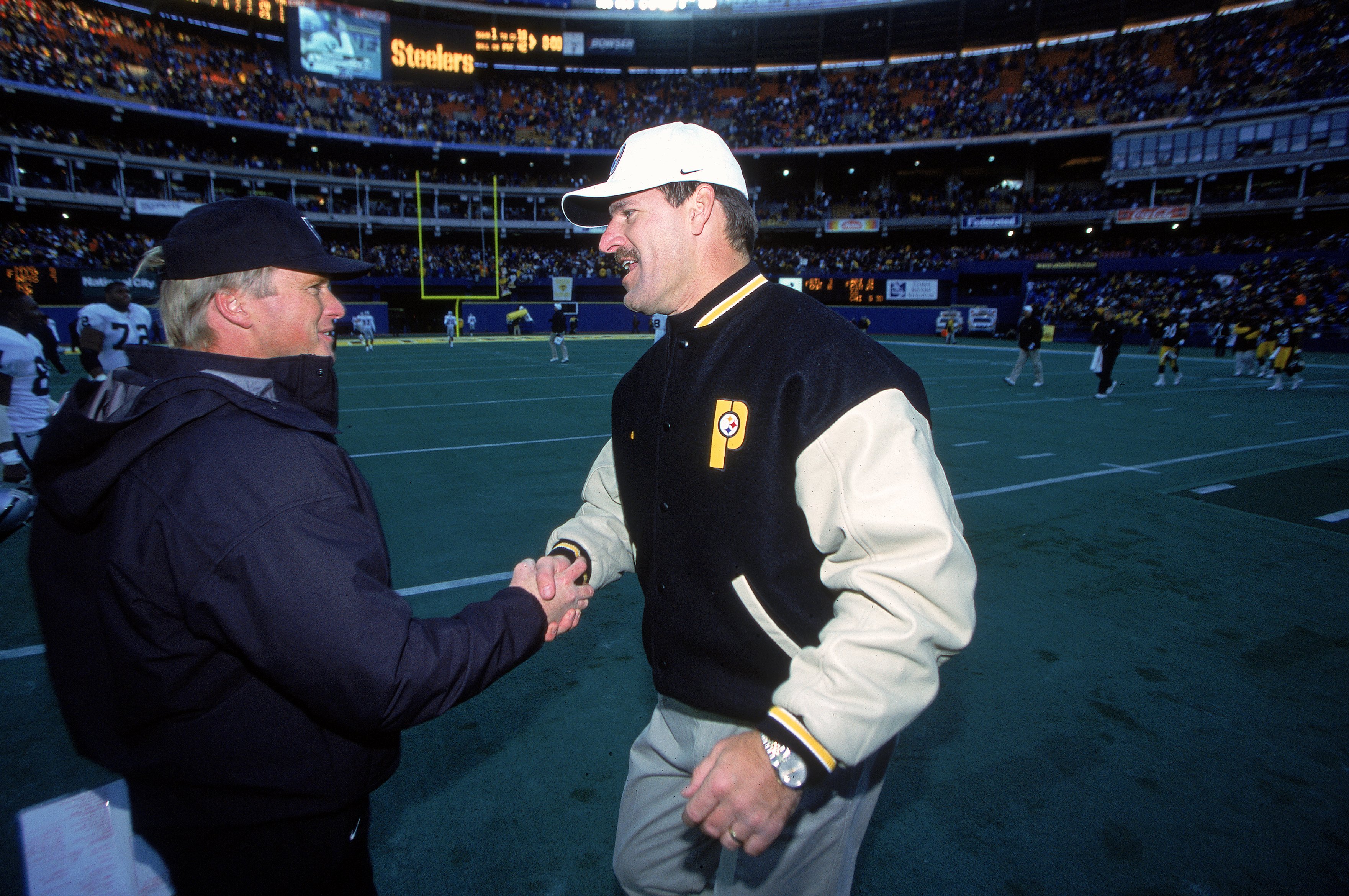 3 Dec 2000:  Head Coach Bill Cowher of the Pittsburgh Steelers shakes hands with Head Coach Jon Gruden of the Oakland Raiders at the Three Rivers Stadium in Pittsburgh, Pennsylvania. The Steelers defeated the Raiders 21-20.Mandatory Credit: Tom Pidgeon  /