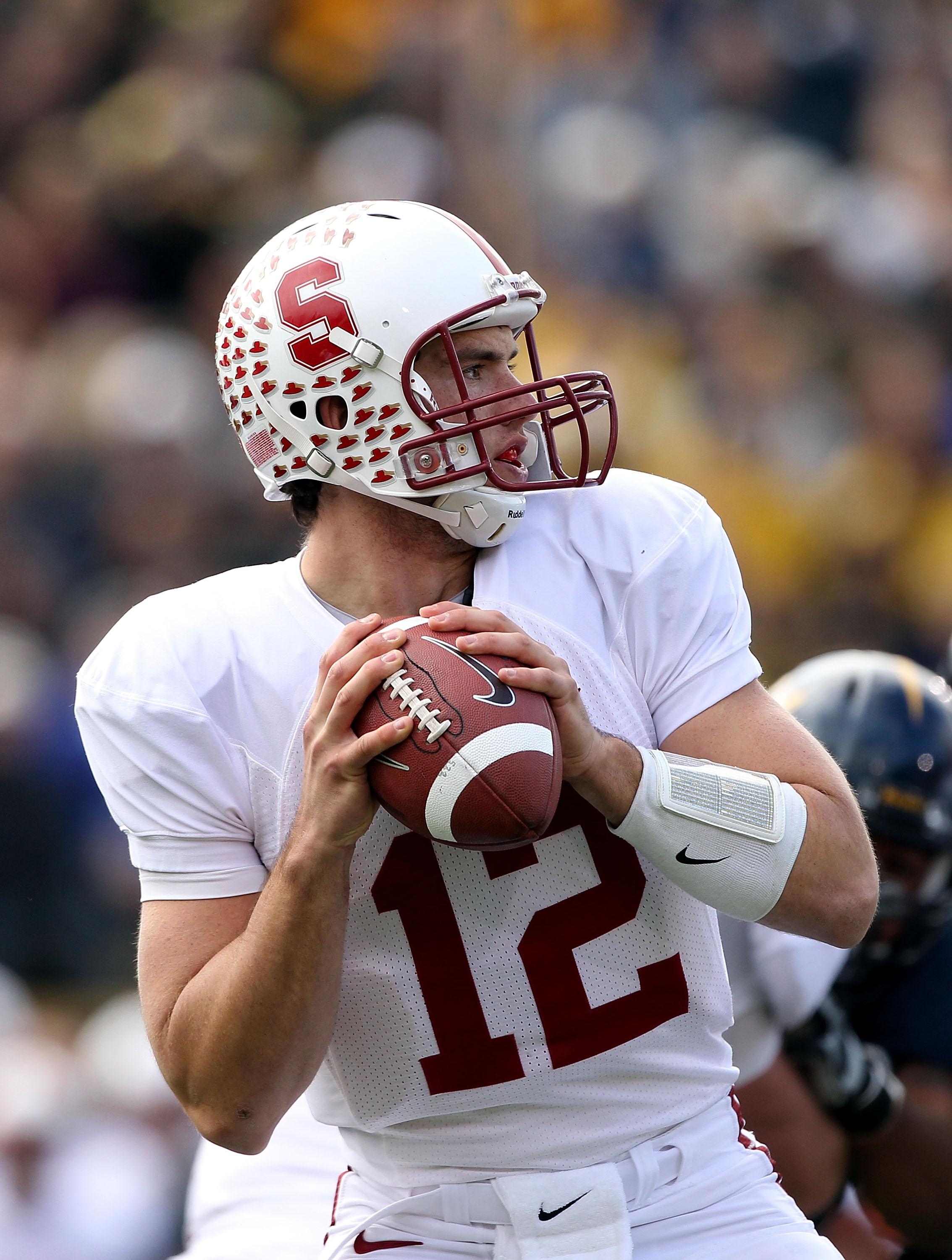 BERKELEY, CA - NOVEMBER 20:  Andrew Luck #12 of the Stanford Cardinal throws the ball during their game against the California Golden Bears at California Memorial Stadium on November 20, 2010 in Berkeley, California.  (Photo by Ezra Shaw/Getty Images)
