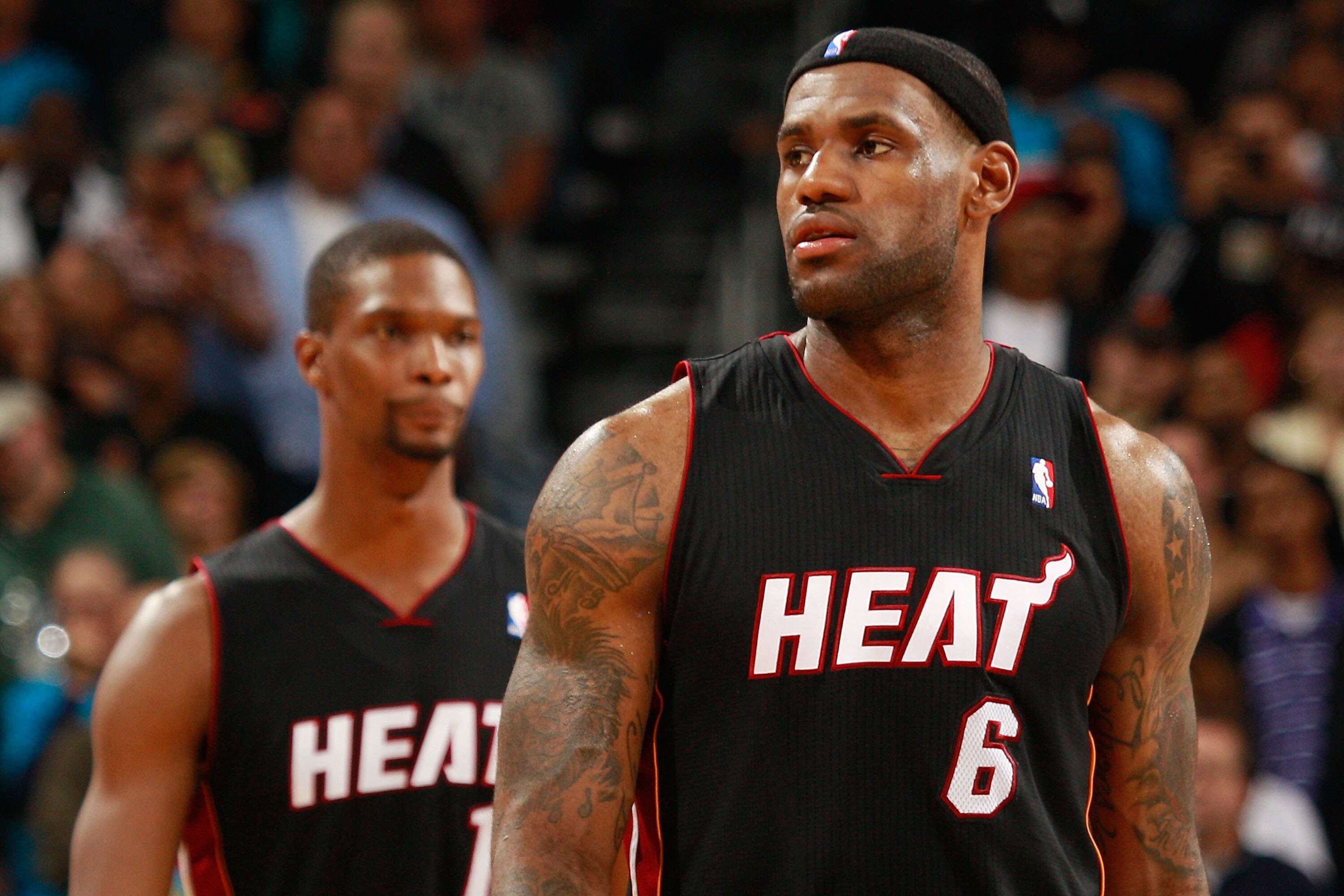 NEW ORLEANS - NOVEMBER 05:  LeBron James #6 and Chris Bosh #1 of the Miami Heat in action during the game against the New Orleans Hornets at the New Orleans Arena on November 5, 2010 in New Orleans, Louisiana.  NOTE TO USER: User expressly acknowledges an