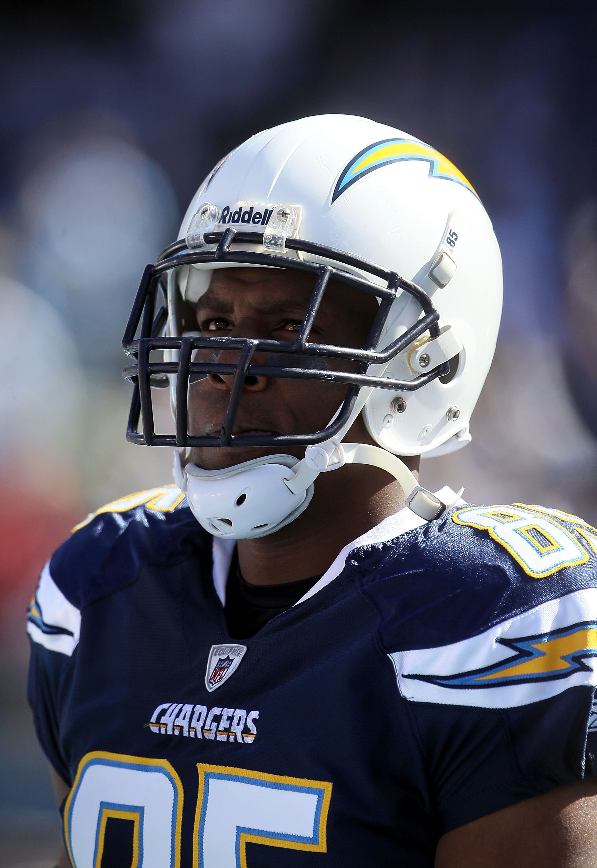 SAN DIEGO - OCTOBER 31:  Antonio Gates #85 of the San Diego Chargers plays in the game against the Tennessee Titans at Qualcomm Stadium on October 31, 2010 in San Diego, California.  (Photo by Jeff Gross/Getty Images)