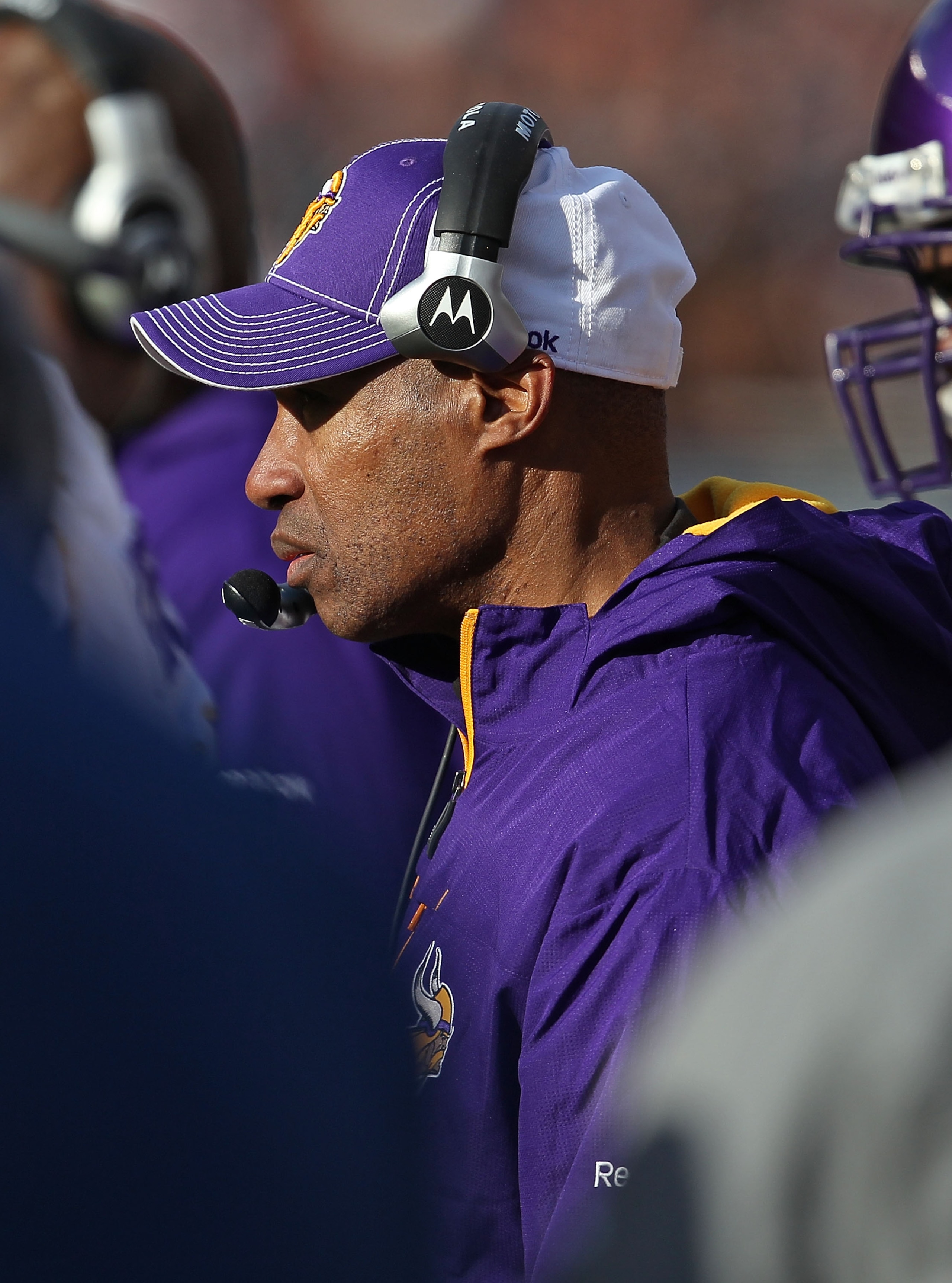 CHICAGO - NOVEMBER 14: Assistant head coach and defensive coordinator Leslie Frazier of the Minnesota Vikings watches as his team takes on the Chicago Bears at Soldier Field on November 14, 2010 in Chicago, Illinois. The Bears defeated the Vikings 27-13. CHICAGO - NOVEMBER 14: Assistant head coach and defensive coordinator Leslie Frazier of the Minnesota Vikings watches as his team takes on the Chicago Bears at Soldier Field on November 14, 2010 in Chicago, Illinois. The Bears defeated the Vikings 27-13.