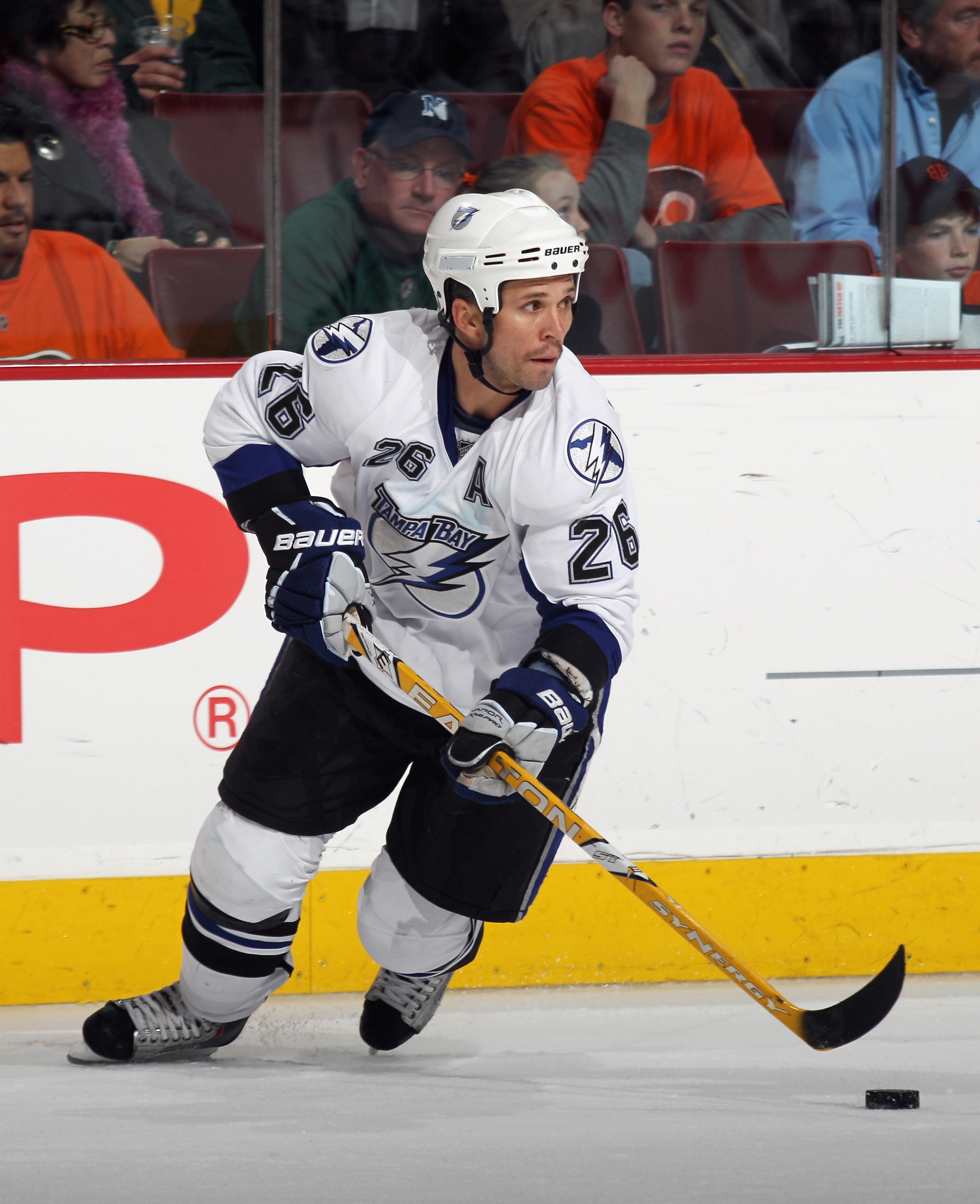 PHILADELPHIA - NOVEMBER 18:  Martin St. Louis #26 of the Tampa Bay Lightning skates against the Philadelphia Flyers at the Wells Fargo Center on November 18, 2010 in Philadelphia, Pennsylvania. The Lightning defeated the Flyers 8-7.  (Photo by Bruce Benne