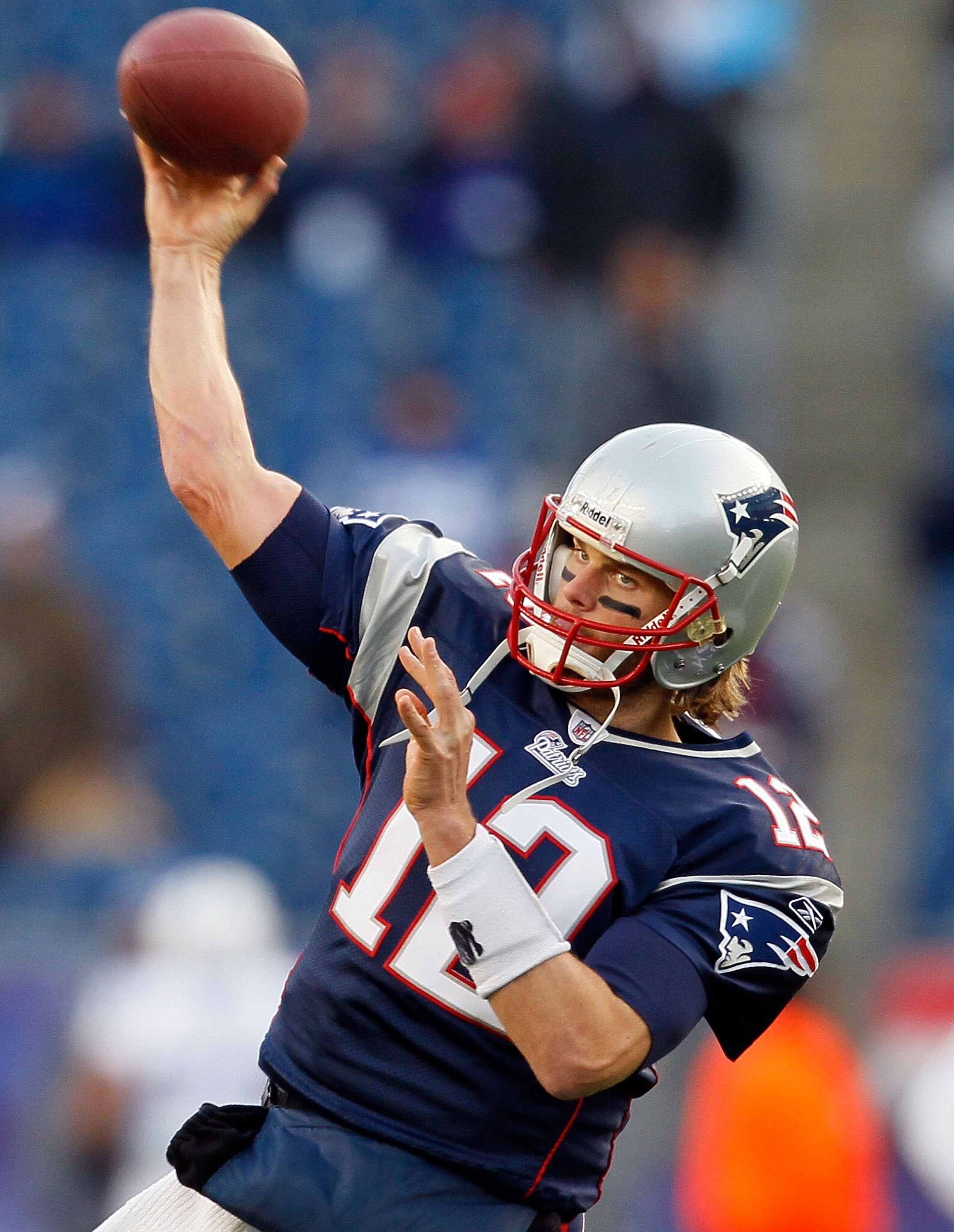 FOXBORO, MA - NOVEMBER 21:  Tom Brady #12 of the New England Patriots prepares to throw before a game with the Indianapolis Colts at Gillette Stadium on November 21, 2010 in Foxboro, Massachusetts. (Photo by Jim Rogash/Getty Images)