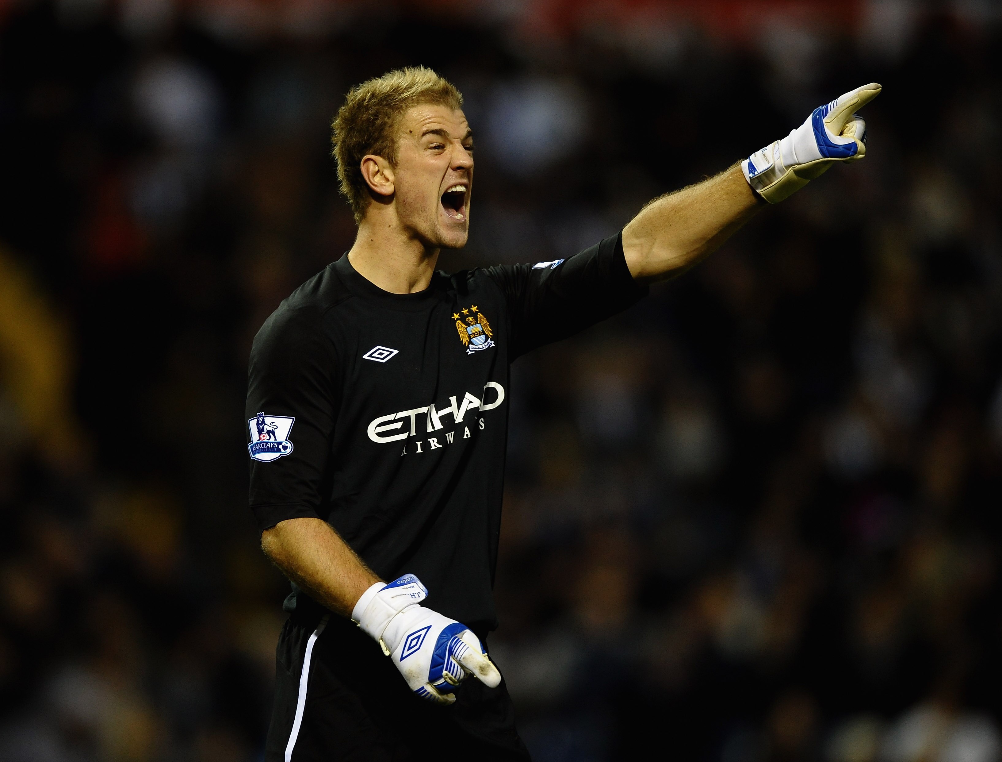 WEST BROMWICH, ENGLAND - NOVEMBER 07:  Joe Hart of Manchester City in action during the Barclays Premier League match between West Bromwich Albion and Manchester City at The Hawthorns on November 7, 2010 in West Bromwich, England.  (Photo by Laurence Grif
