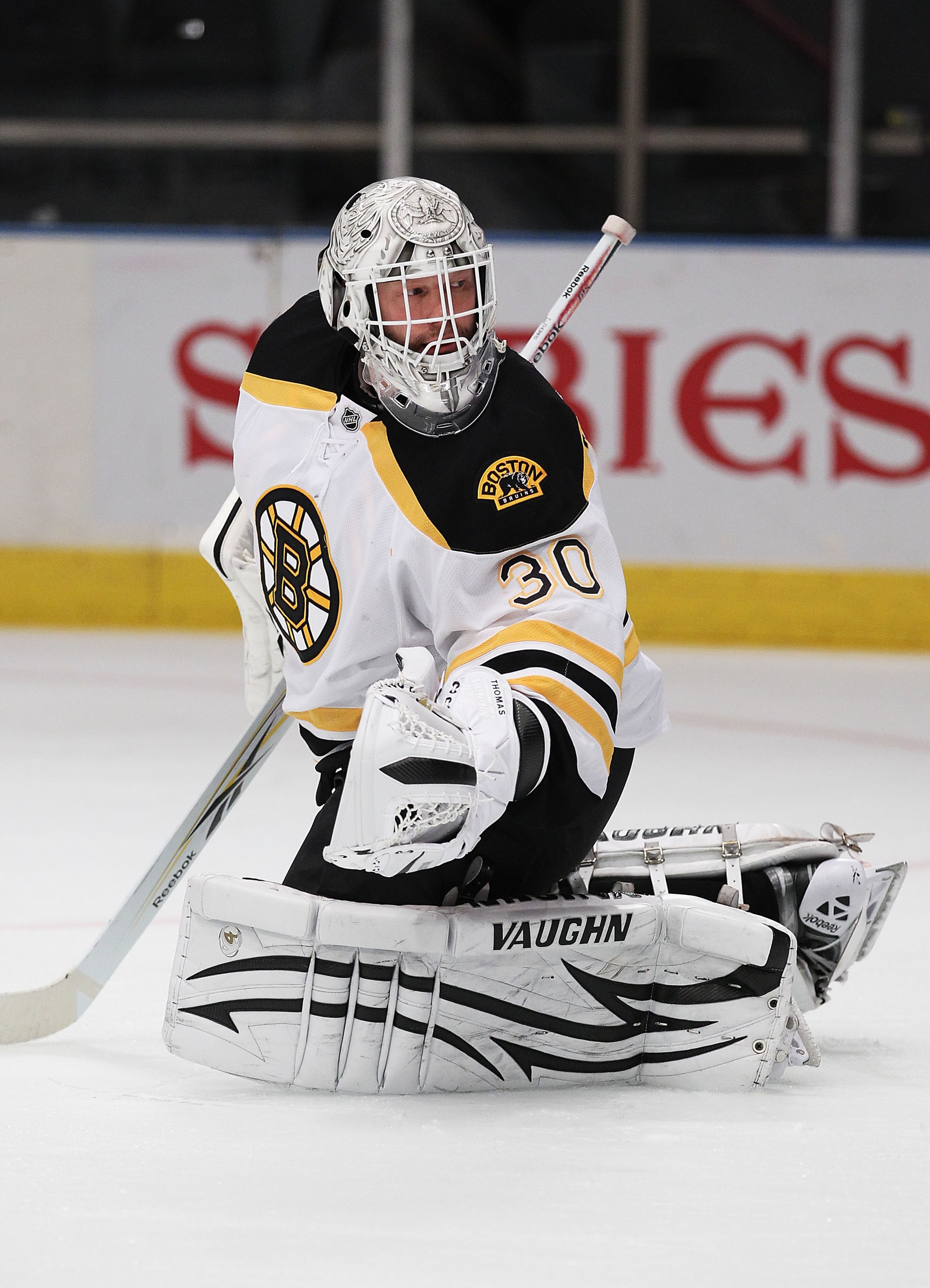 NEW YORK - NOVEMBER 17: Tim Thomas #30 of the Boston Bruins in action against the New York Rangers during their game on November 17, 2010 at Madison Square Garden in New York City, New York. (Photo by Al Bello/Getty Images) NEW YORK - NOVEMBER 17: Tim Thomas #30 of the Boston Bruins in action against the New York Rangers during their game on November 17, 2010 at Madison Square Garden in New York City, New York. (Photo by Al Bello/Getty Images)