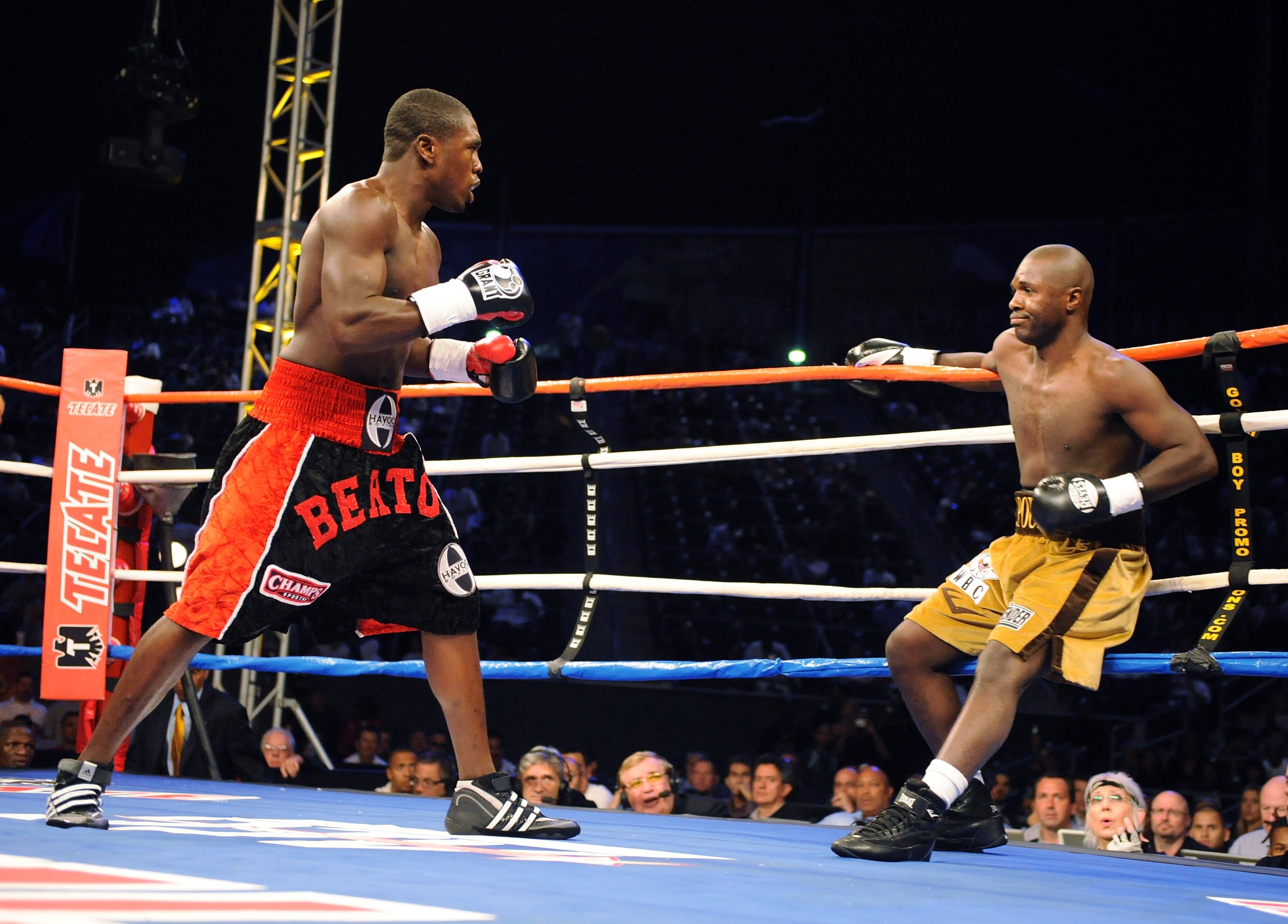 CARSON, CA - SEPTEMBER 27:  Andre Berto (L) knocks Steve Forbes to the rope during the first round of their WBC welterweight title bout at the Home Depot Center on September 27, 2008 in Carson, California.  (Photo by Harry How/Getty Images)
