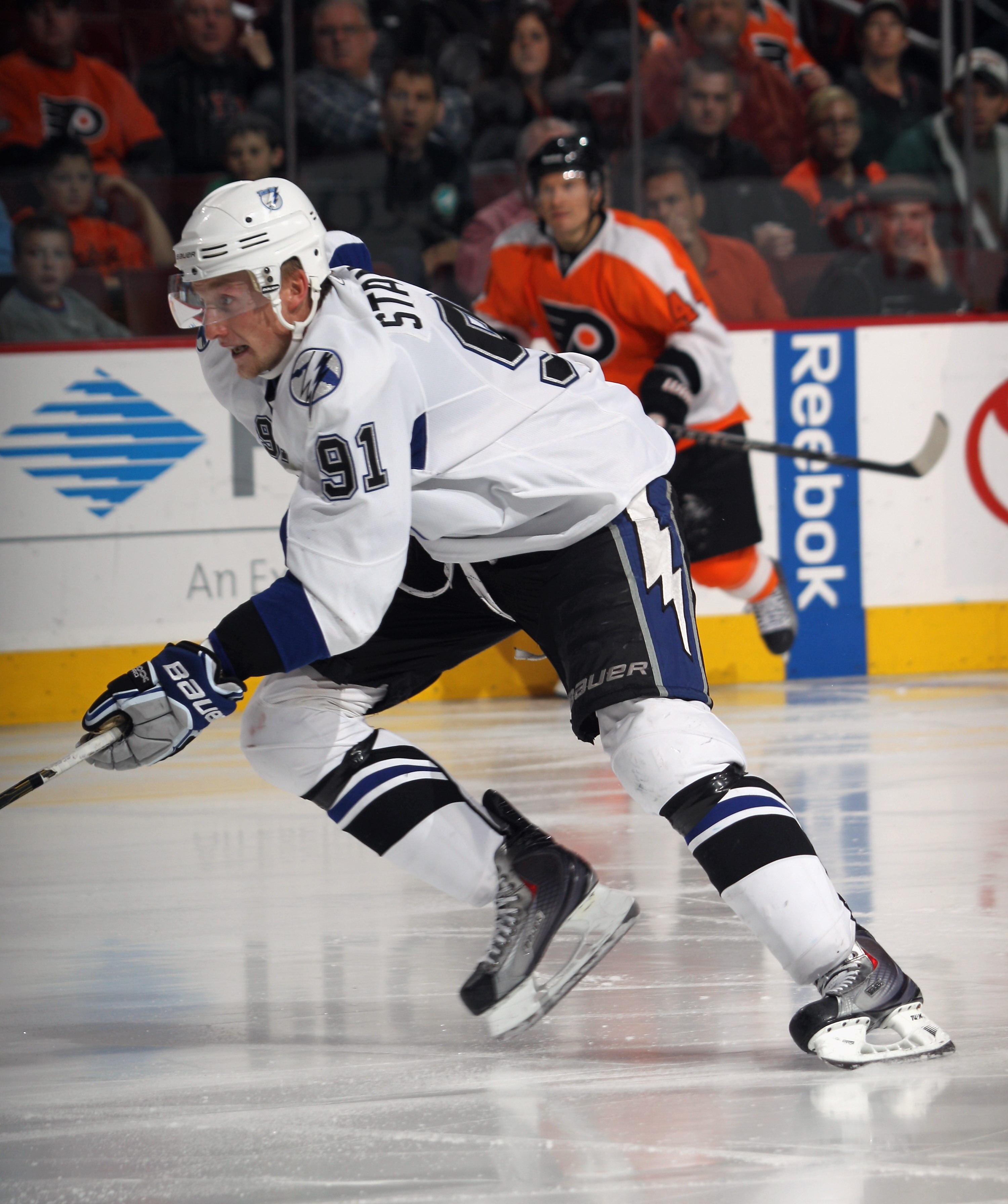 PHILADELPHIA - NOVEMBER 18:  Steven Stamkos #91 of the Tampa Bay Lightning skates against the Philadelphia Flyers at the Wells Fargo Center on November 18, 2010 in Philadelphia, Pennsylvania. The Lightning defeated the Flyers 8-7.  (Photo by Bruce Bennett